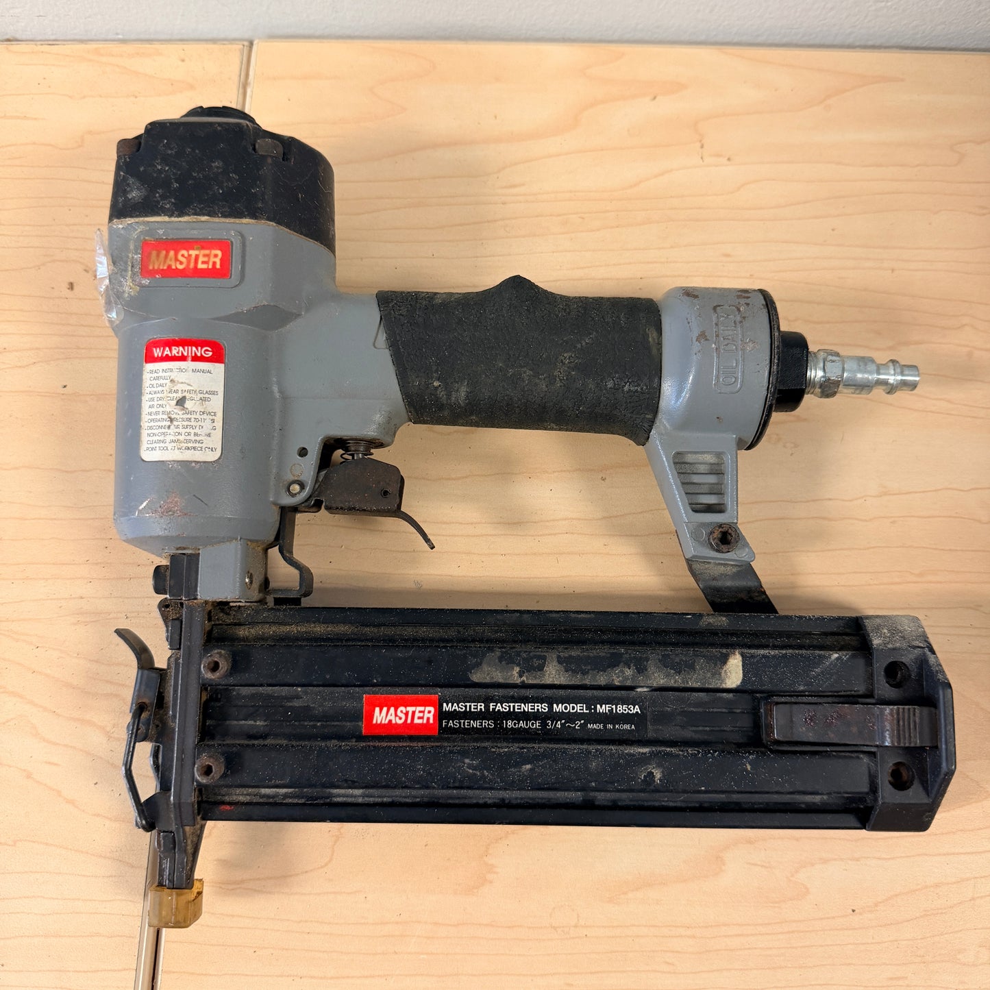 Master Fasteners MF1853A 18 Gauge Pneumatic Brad Nailer 3/4”–2” Air Nail Gun