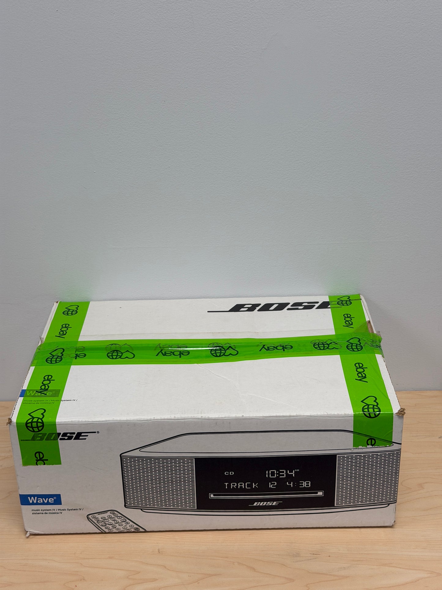 BOSE WAVE MUSIC SYSTEM IV / W/ REMOTE. !! AM FM RADIO WORKS PERFECTLY