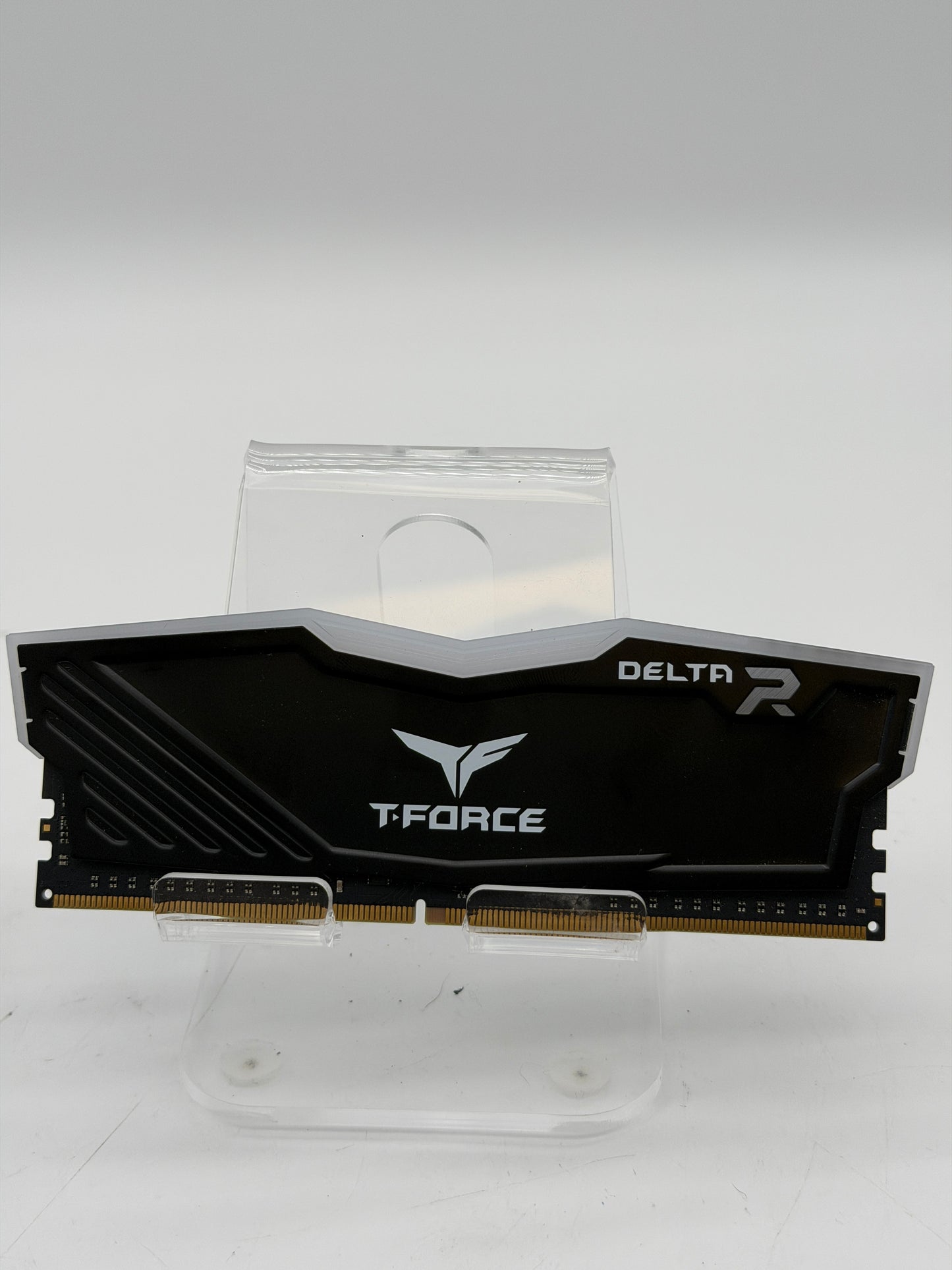 T-Force Delta RGB DDR4 Desktop Memory Module 16GB (2x8GB) 3600MHz CL16 - Used
