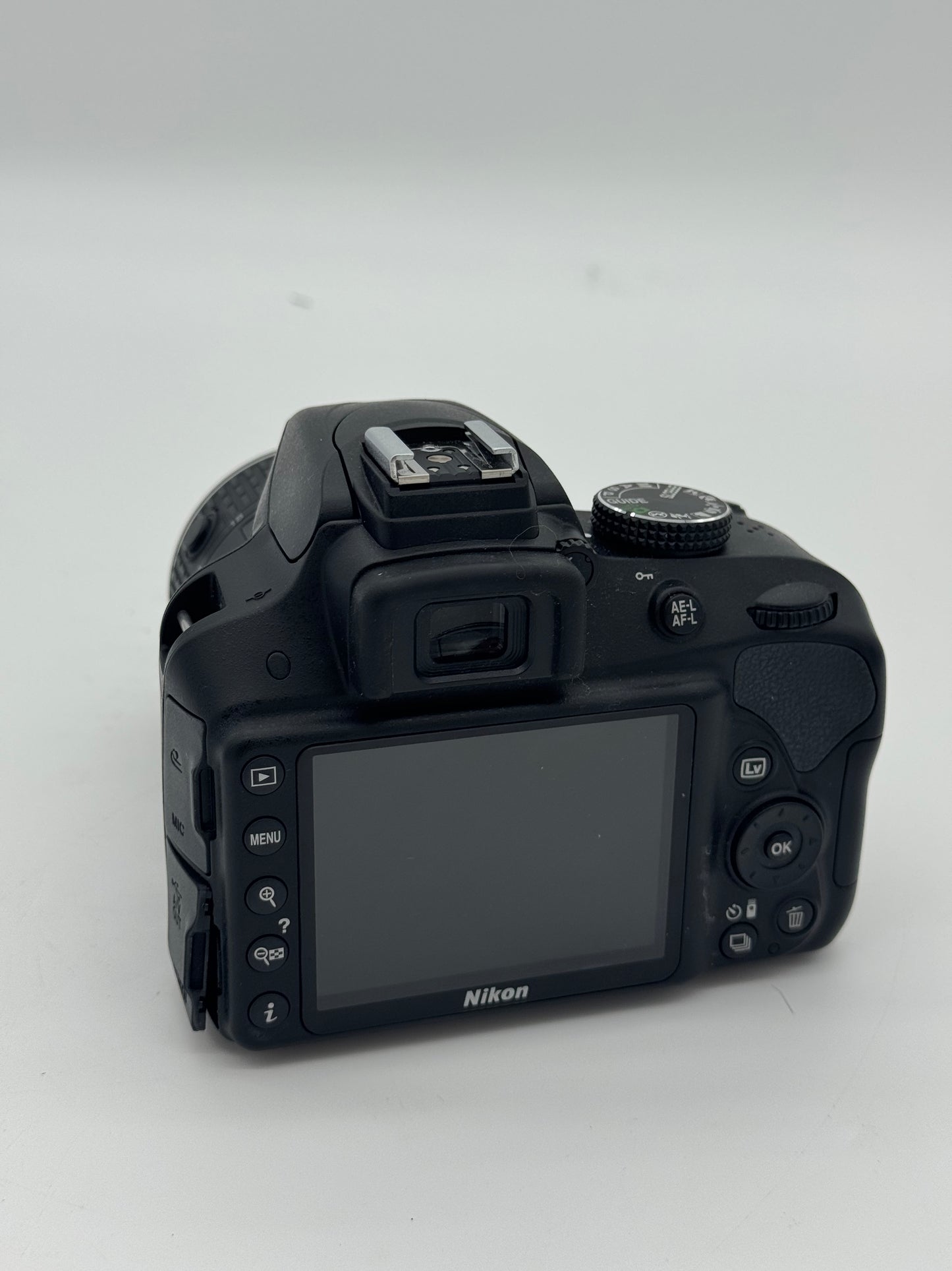 Nikon D3300 Digital Camera - Used - Black - Includes Carrying Bag