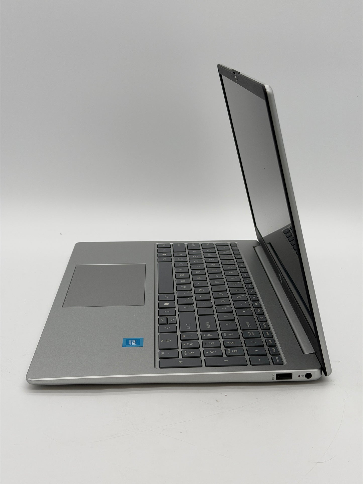 HP Laptop LAPTOP 15-FD0XXX 15.6" intel n200 4GB RAM 128GB