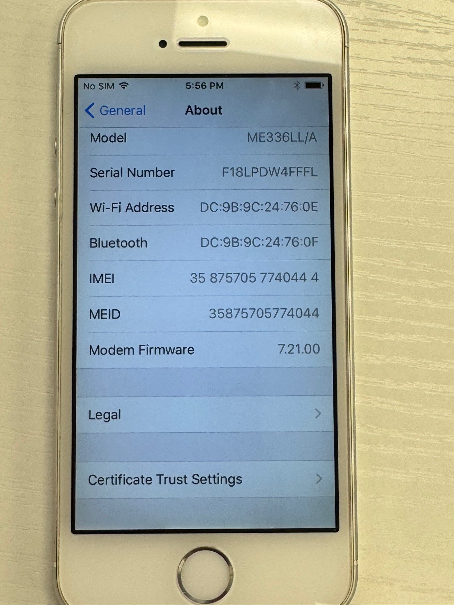 Apple iPhone 5S 32GB White Unlocked - Clean IMEI