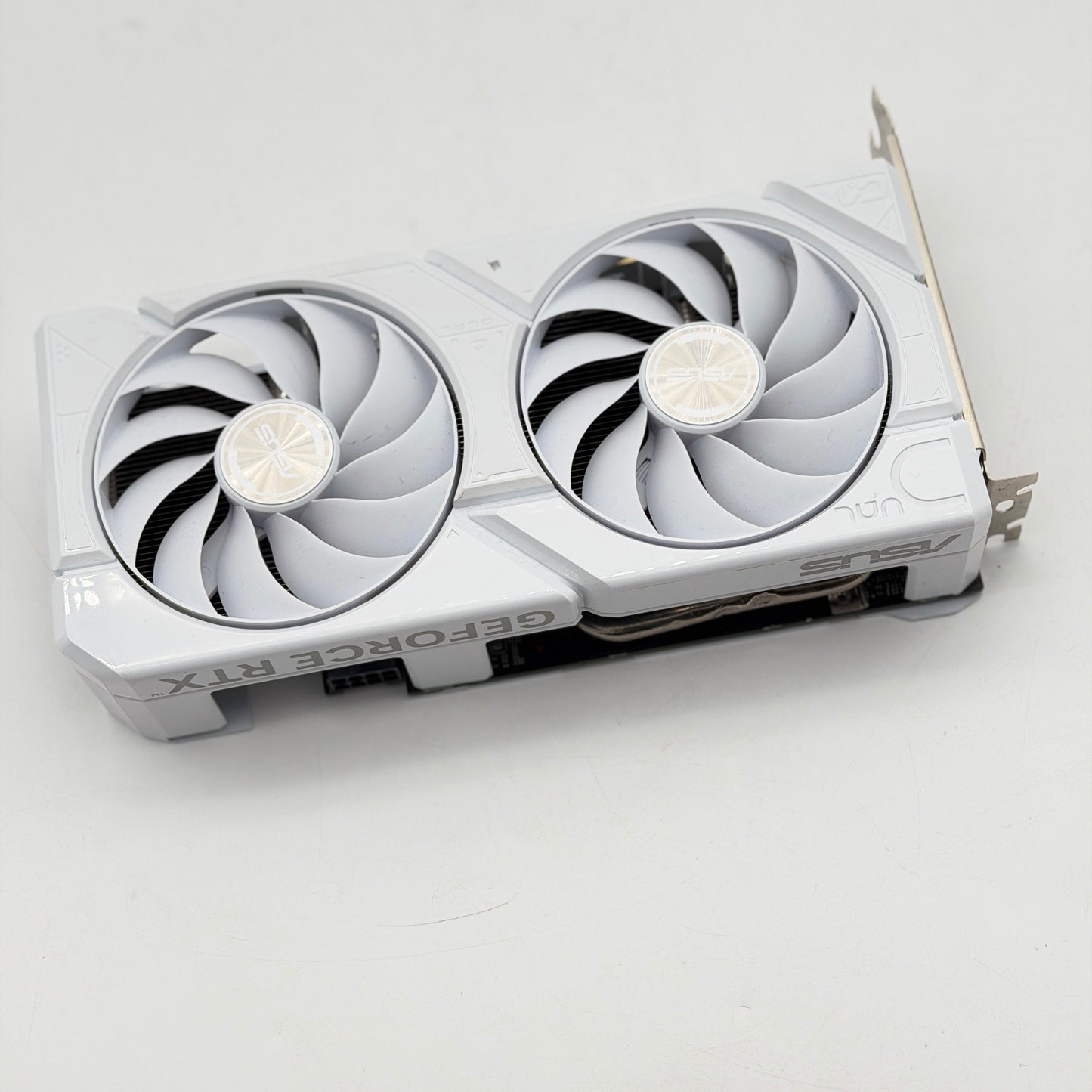 ASUS Dual GeForce RTX 4060 EVO White OC 8GB GPU DUAL-RTX4060-O8G - TESTED Bent Fins