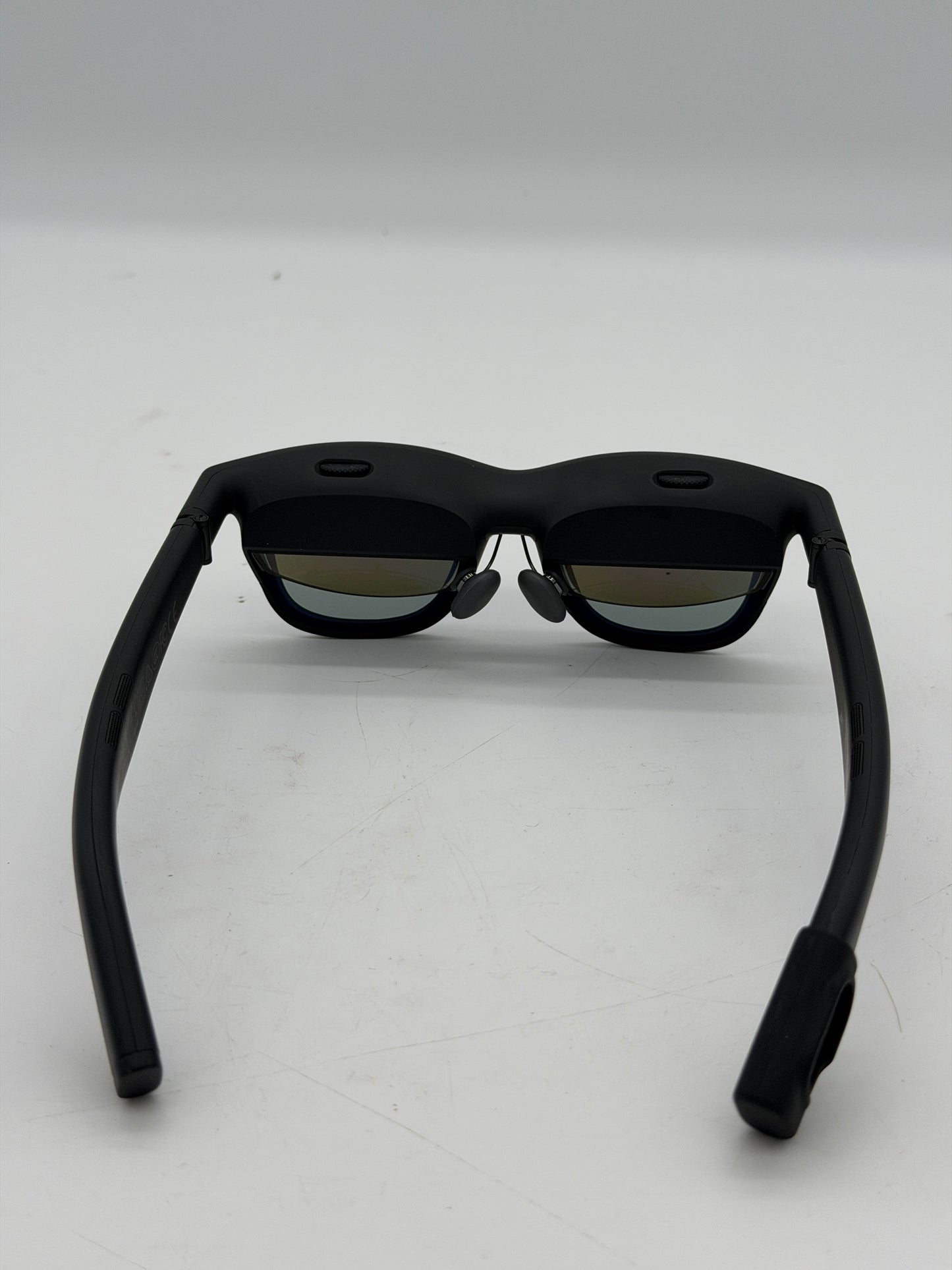Virtue PRO XR/AR Glasses - 135” 120Hz 1000Nits with charging adapter
