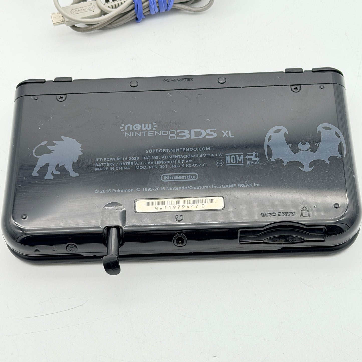 Nintendo New 3DS XL Solgaleo Lunala Edition Console Pokemon Y Charger Stylus