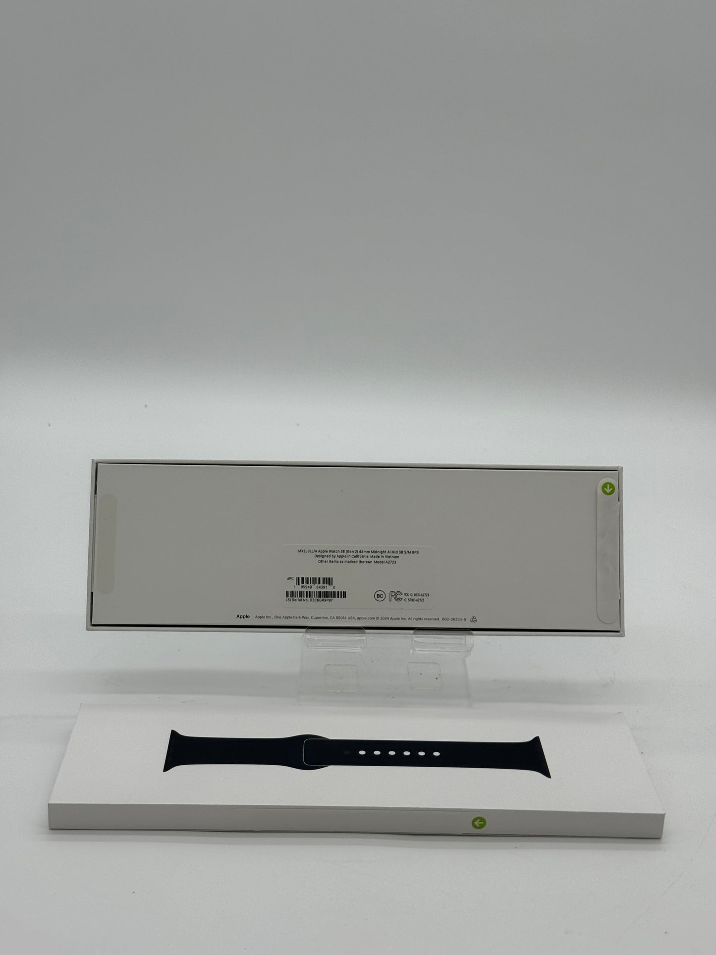 Apple Watch SE 2nd Gen 44mm Solo Loop GPS Only Black New In Box
