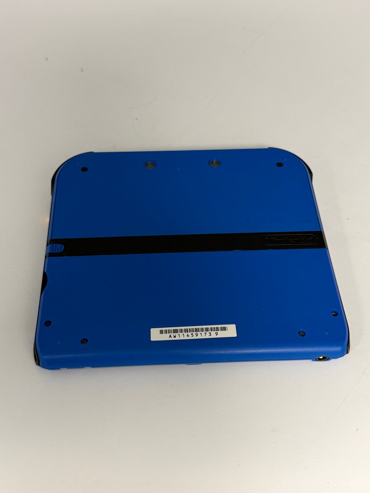 Nintendo 2DS Handheld Console FTR-001 Black/Blue W/ Stylus And Charger - Tested