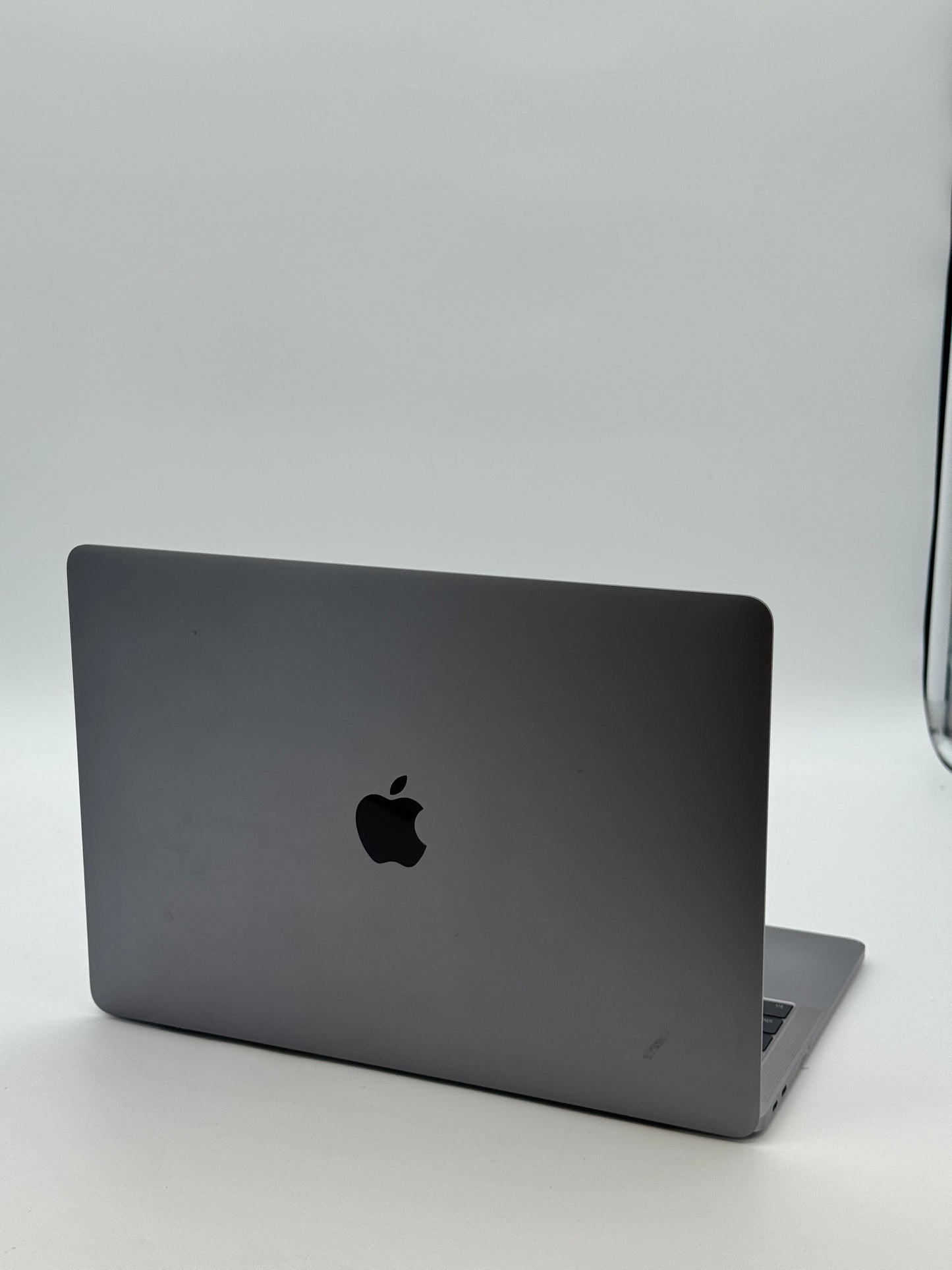 Apple Macbook Pro 13" A1708 2017 - Space Gray