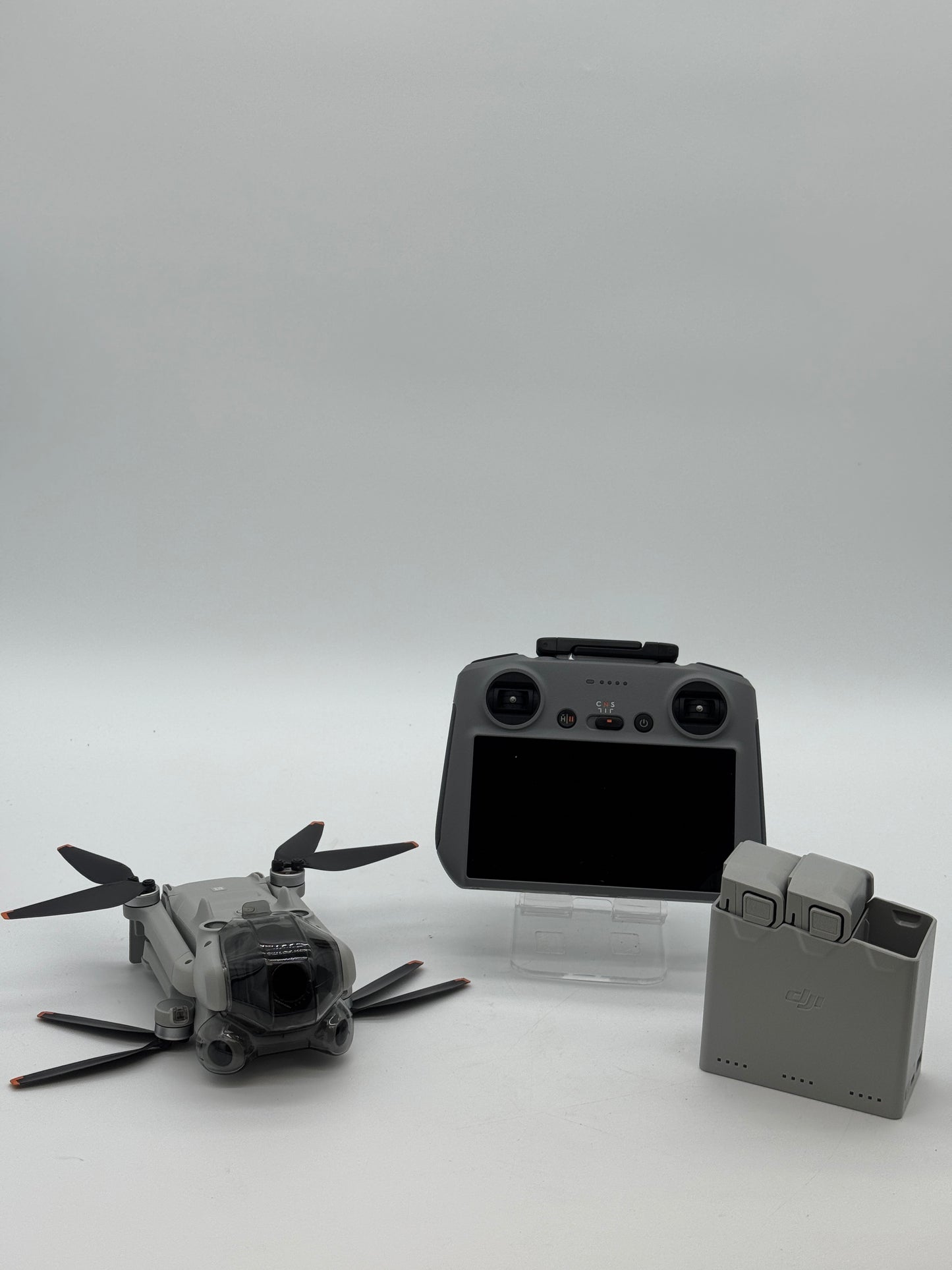 DJI MINI 4 PRO FLY MORE COMBO Gray with RC2 Controller & ND Filter Set