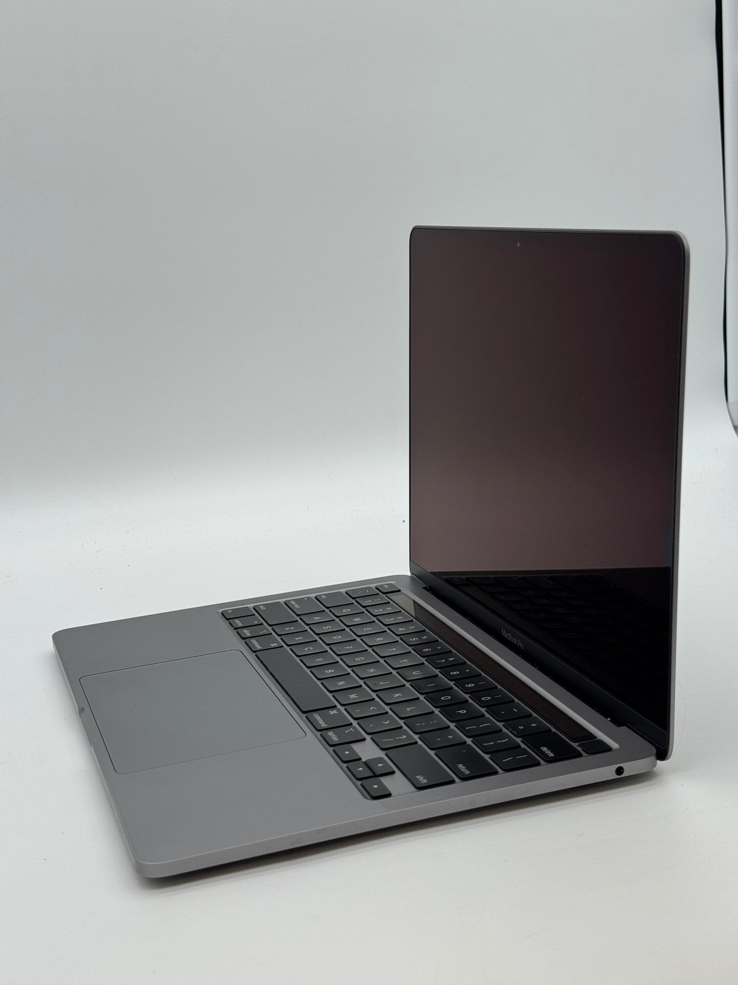 Apple MacBook Pro 13" A2289 2020 - Broken - Space Gray