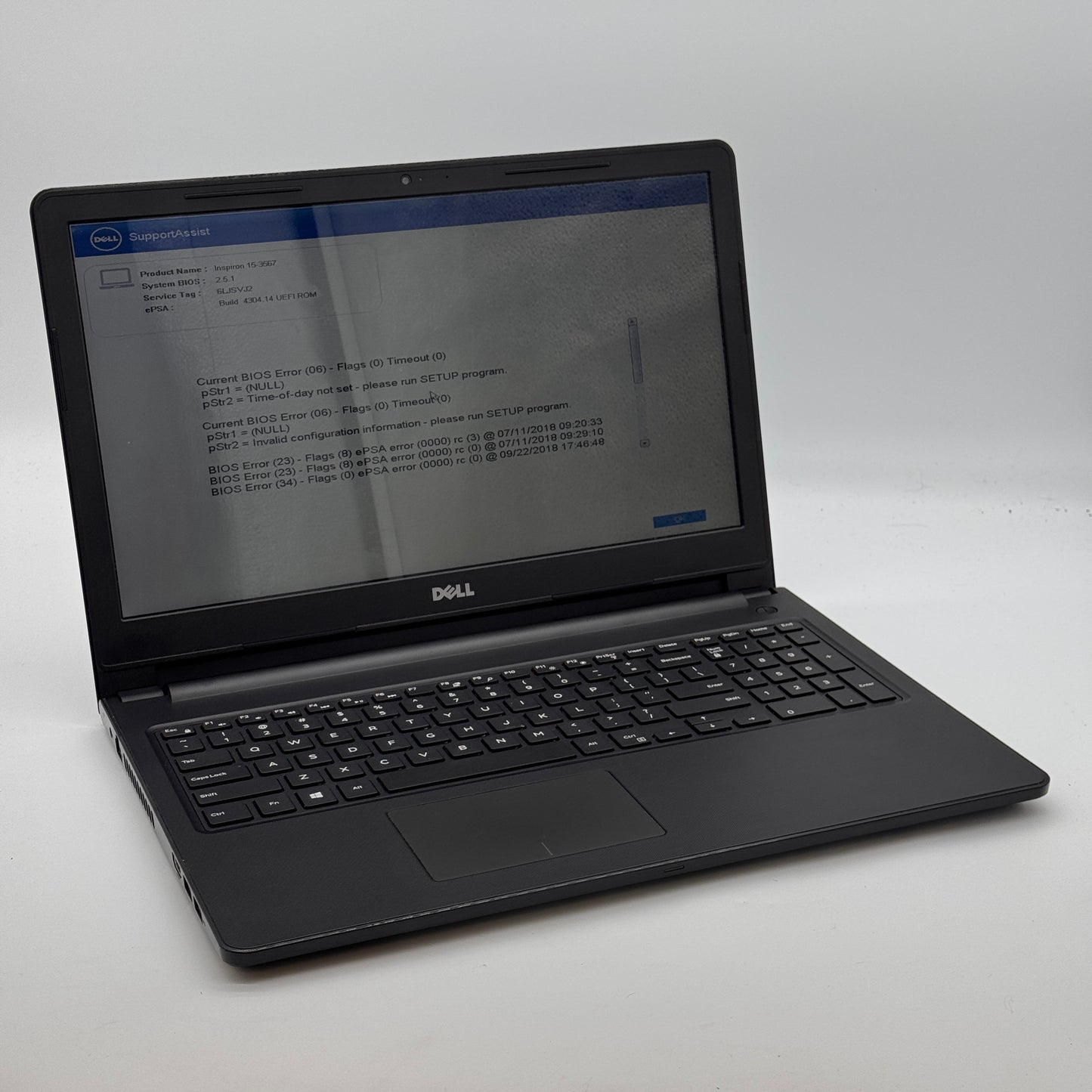 Dell Inspiron 15 3567 15-inch Core i3 2.40GHz 6GB RAM Black