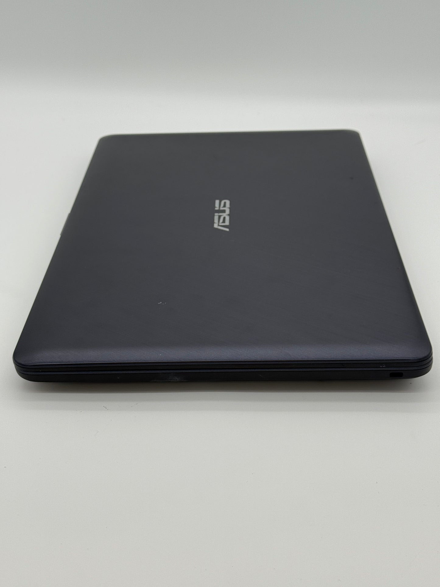 Asus R543M 15" Laptop - Intel Celeron, 4GB RAM, 1TB HDD, Blue, Used