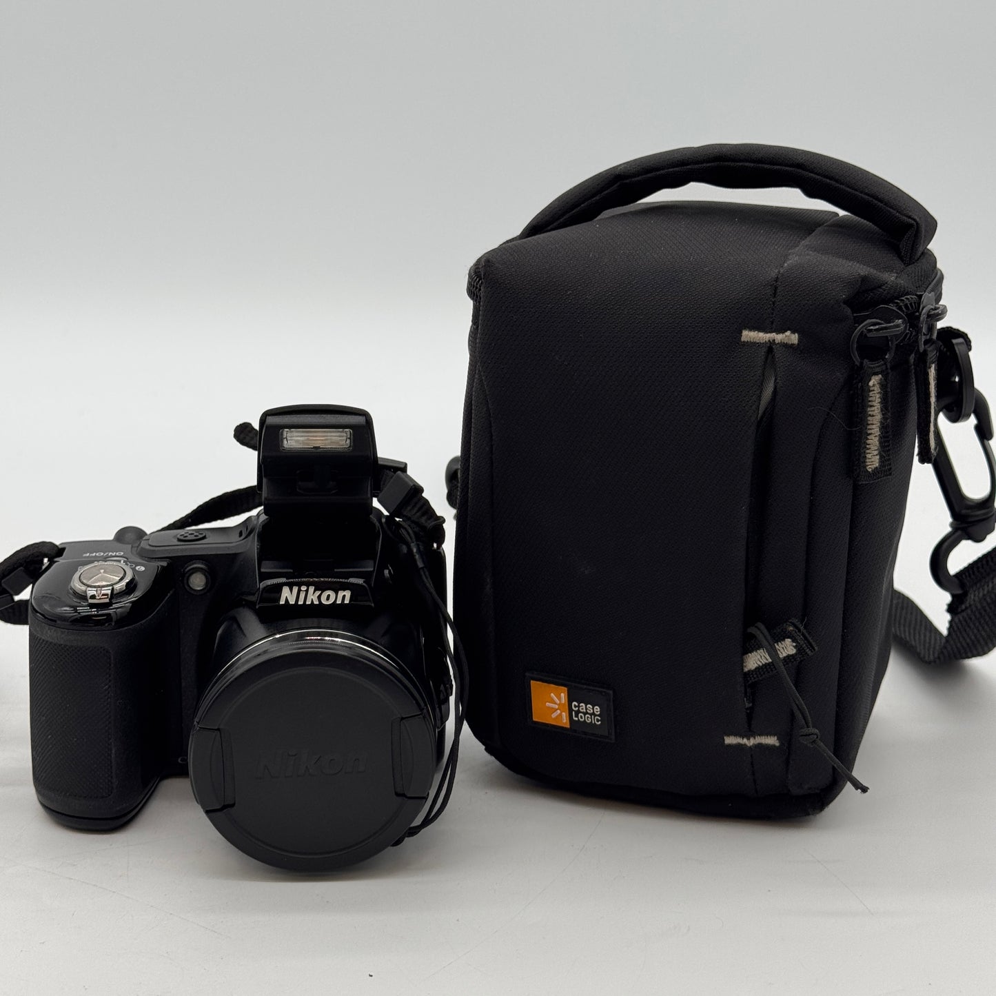 Nikon D5100 Digital SLR Cameras With 18-55mm f/3.5-5.6G VR Lens
