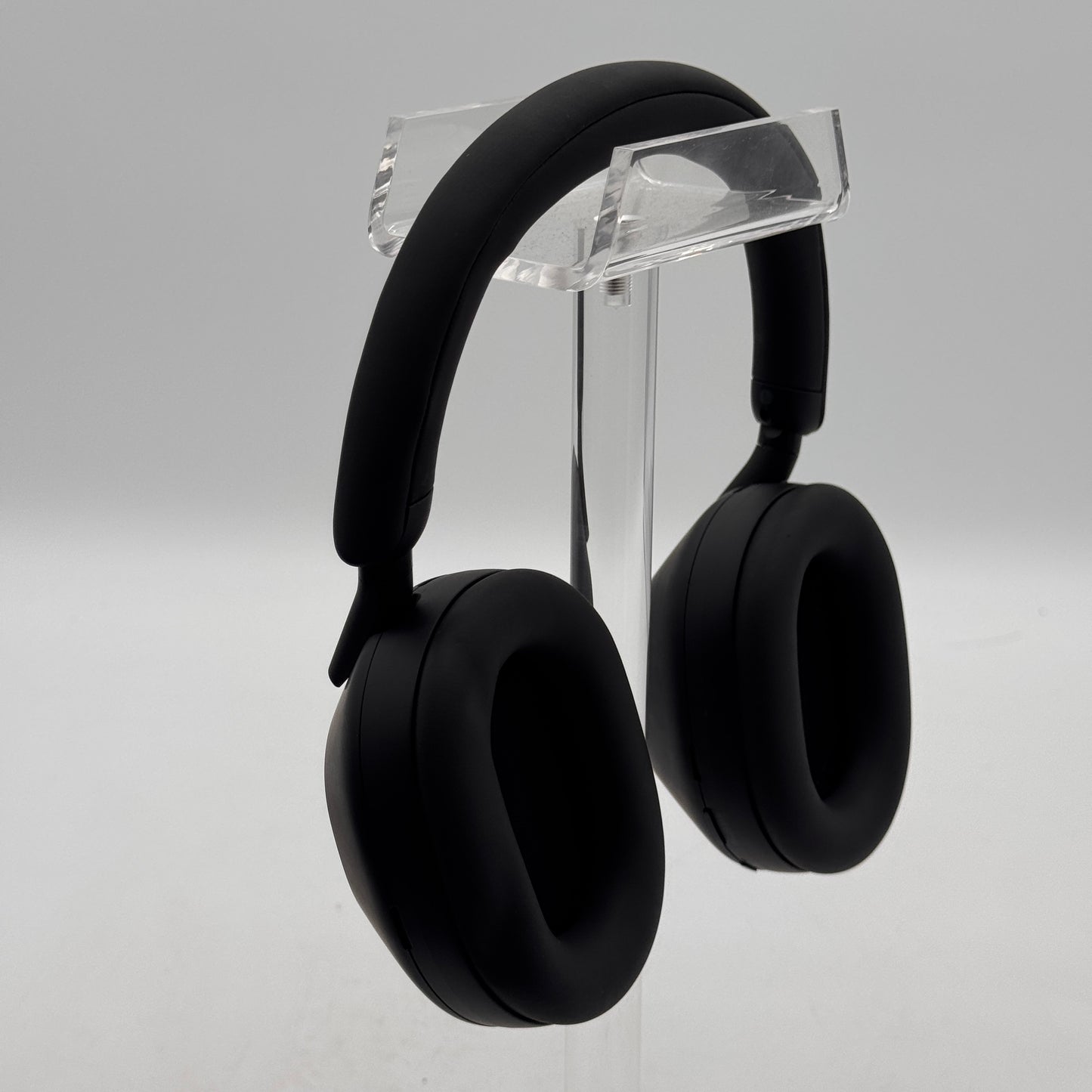Sony WH-1000XM5 Wireless Noise Canceling Headphones Black EUC Case & Cables