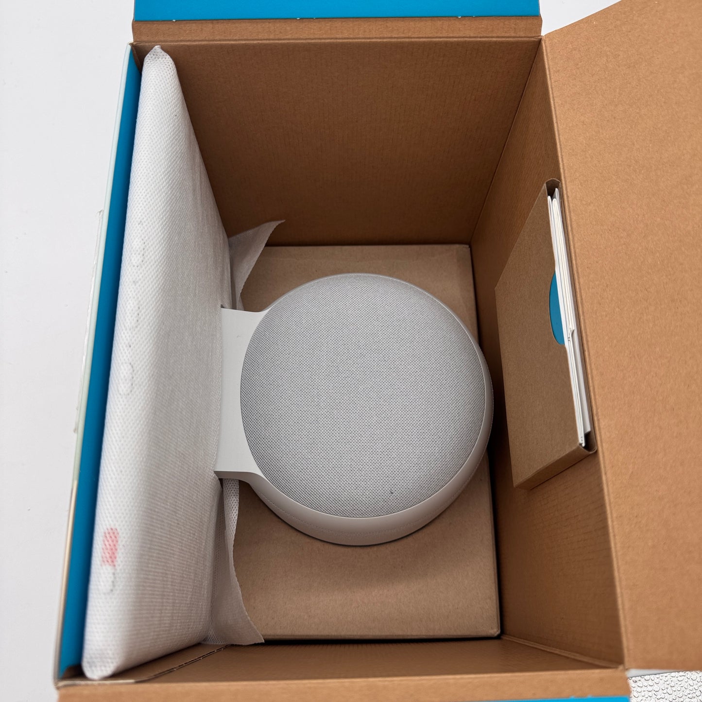 Amazon Echo Show 10 (3rd Gen) Smart Speaker - Glacier White