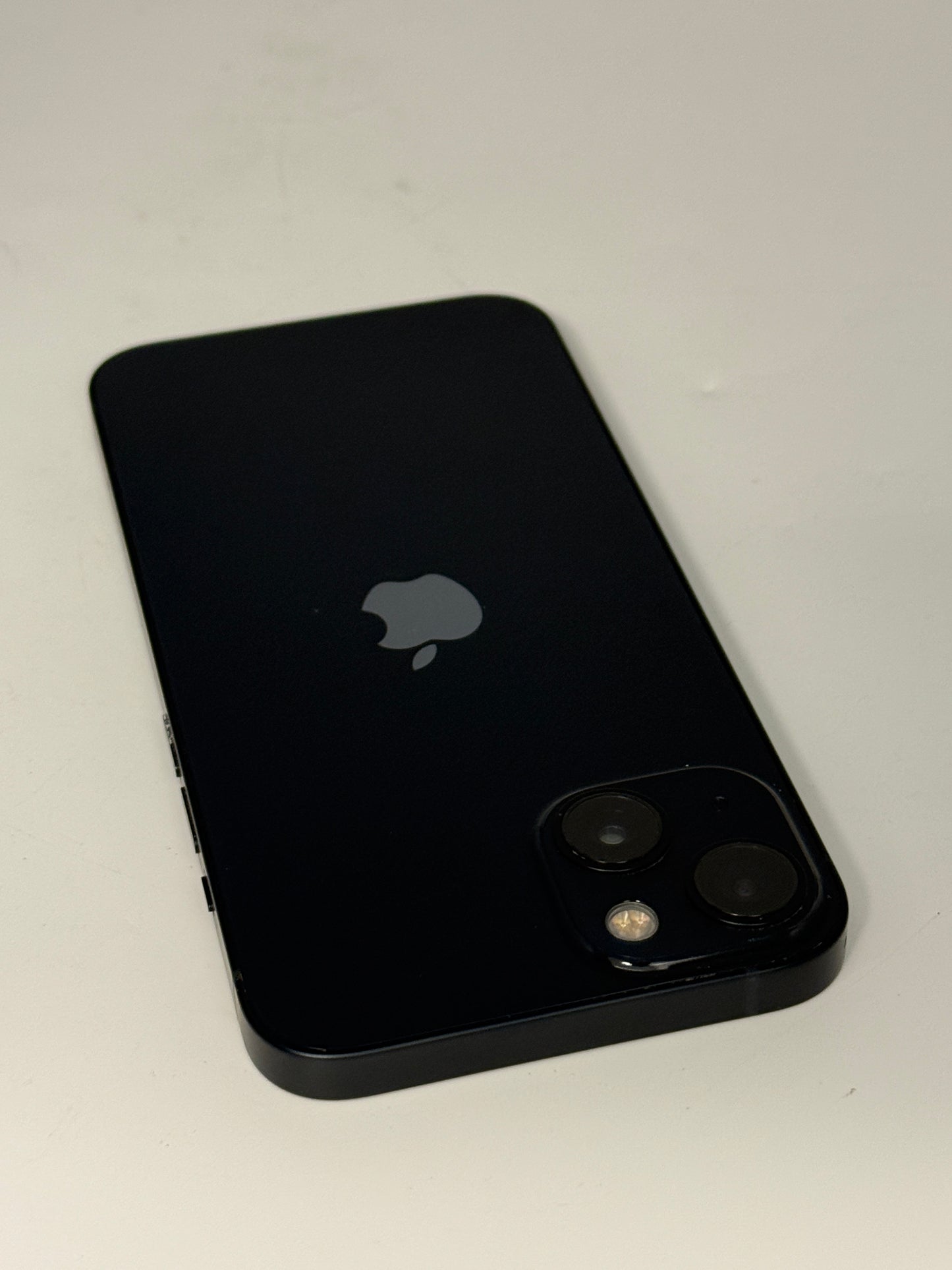 Apple iPhone 13 - 128GB - Black - Used Locked to (TracFone)