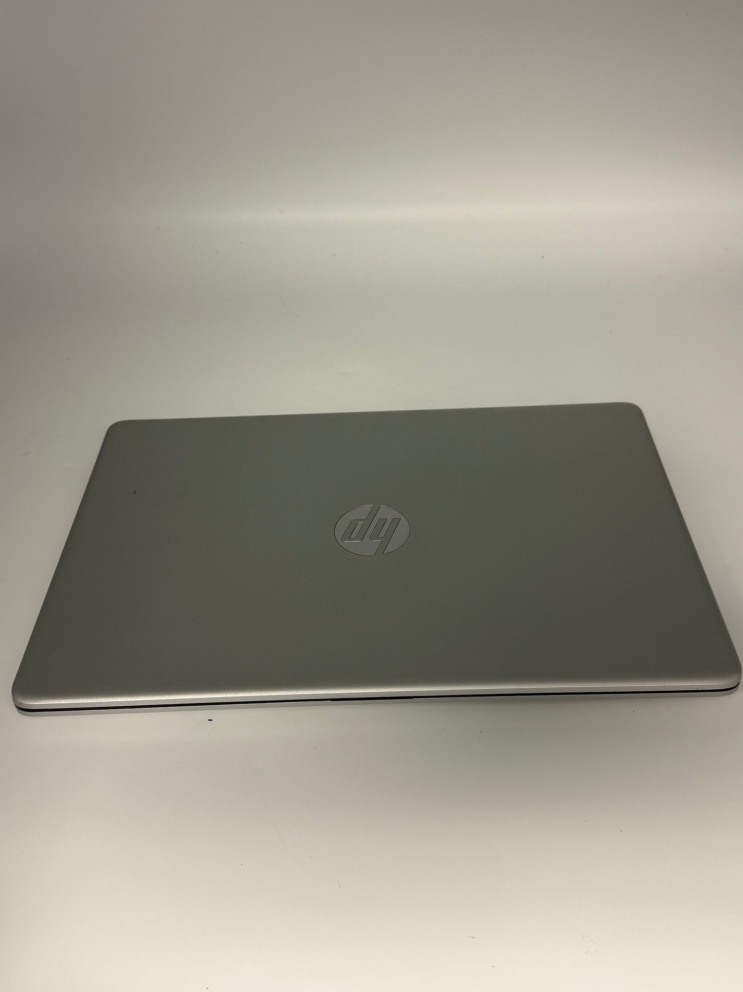 HP 15-dy1078nr Laptop - Gray - Needs New Battery / No power cable