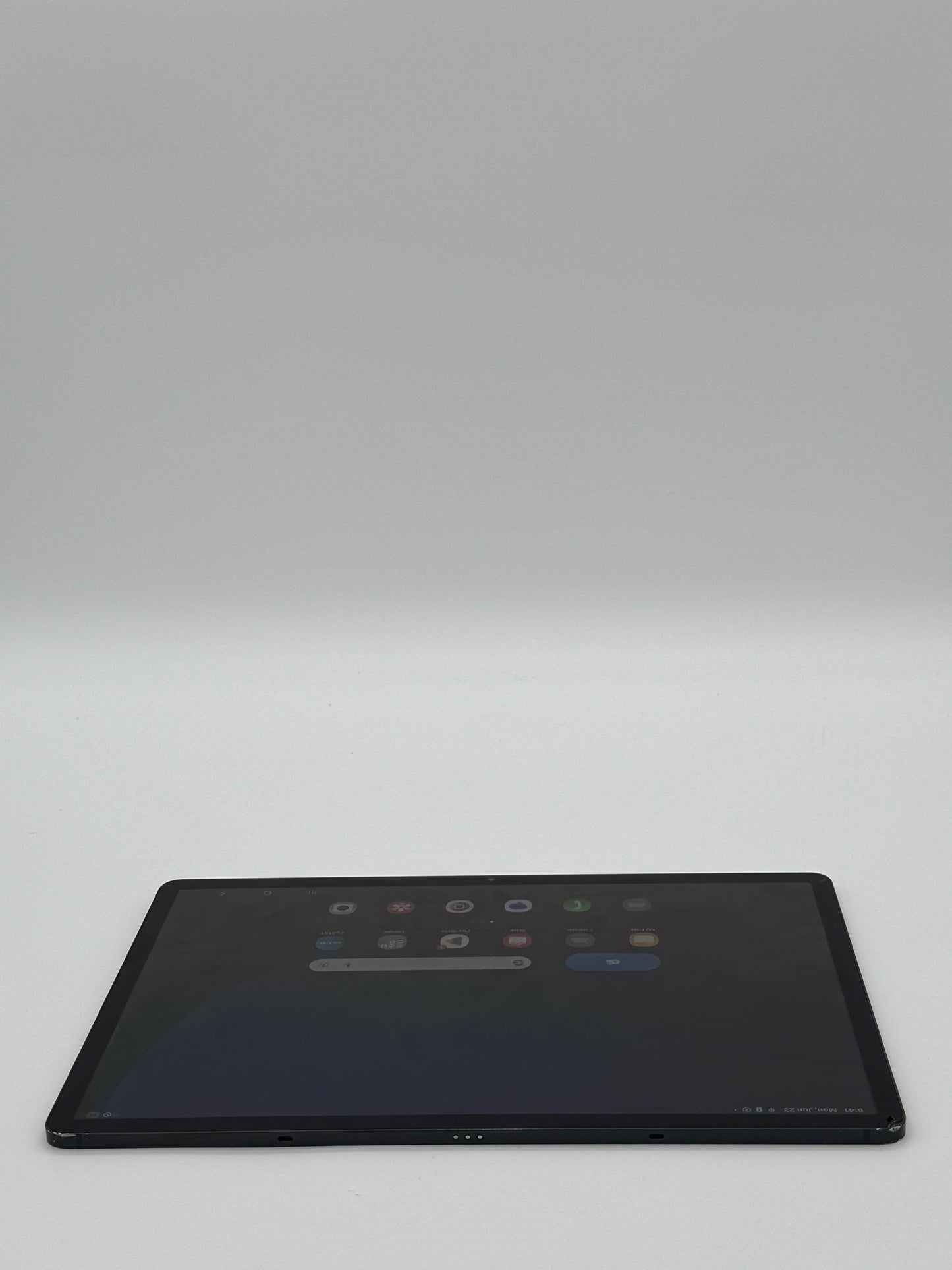 Samsung Galaxy Tab A9+ 5G - Space Gray - Broken - 256GB Storage