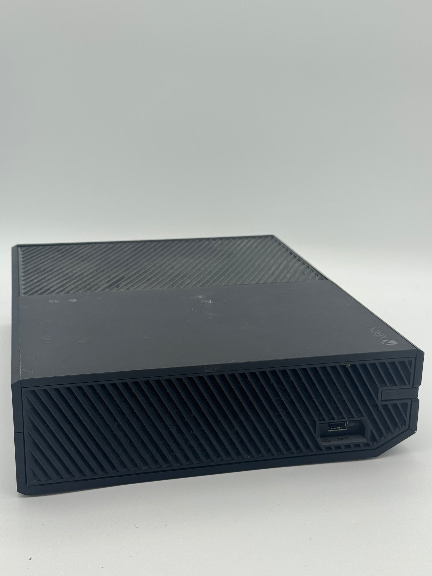 Microsoft Xbox One 2013 Model 1540 - 500GB Black Video Game System