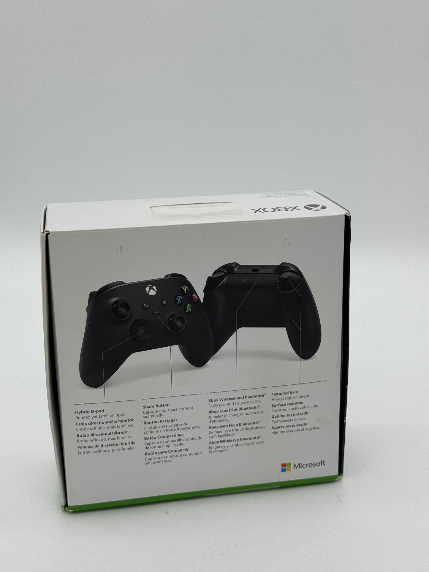 Microsoft Xbox Series X|S Wireless Controller - New In Box - Black