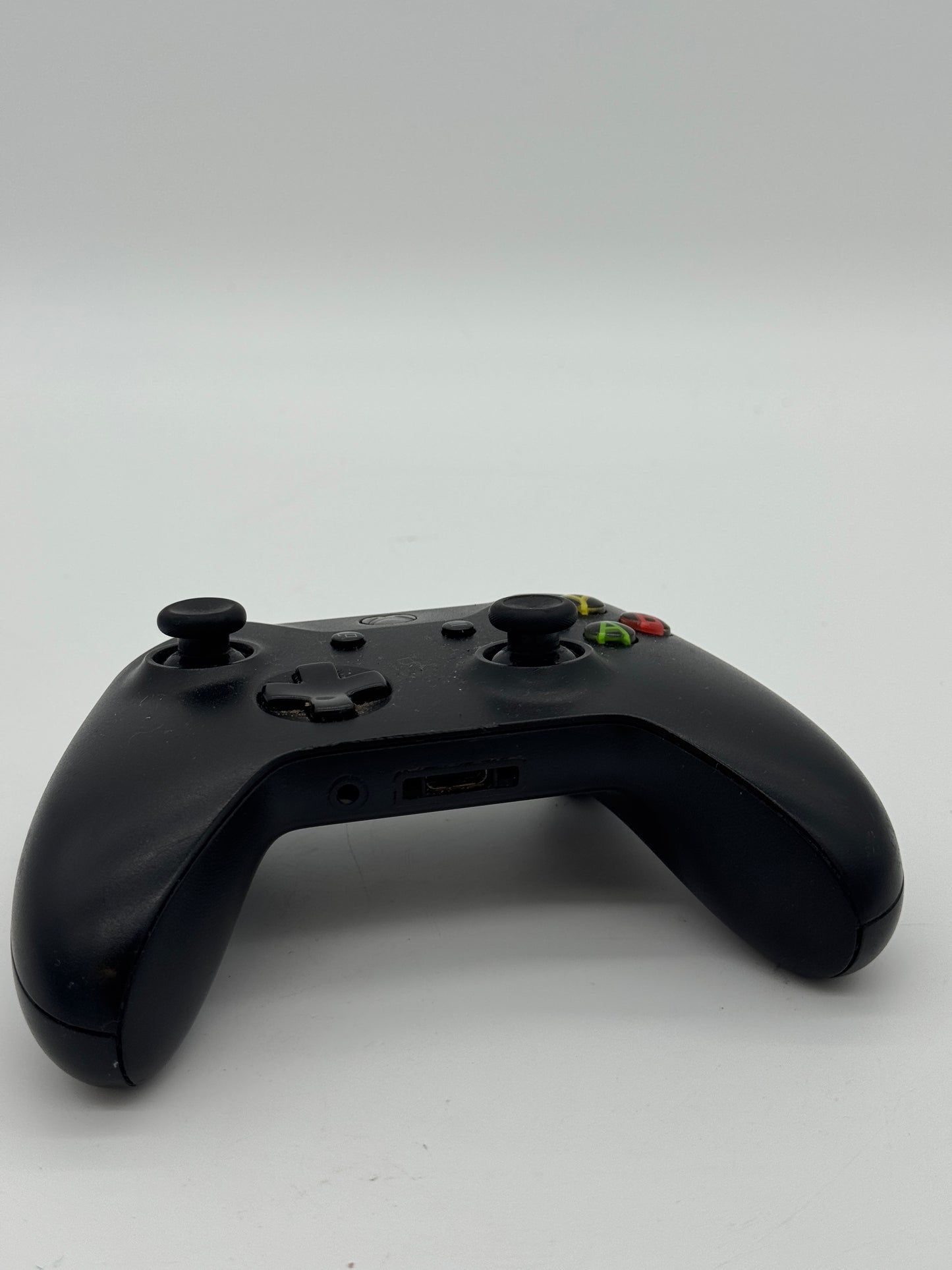 Microsoft Xbox Series X|S Wireless Controller - Black (Broken)