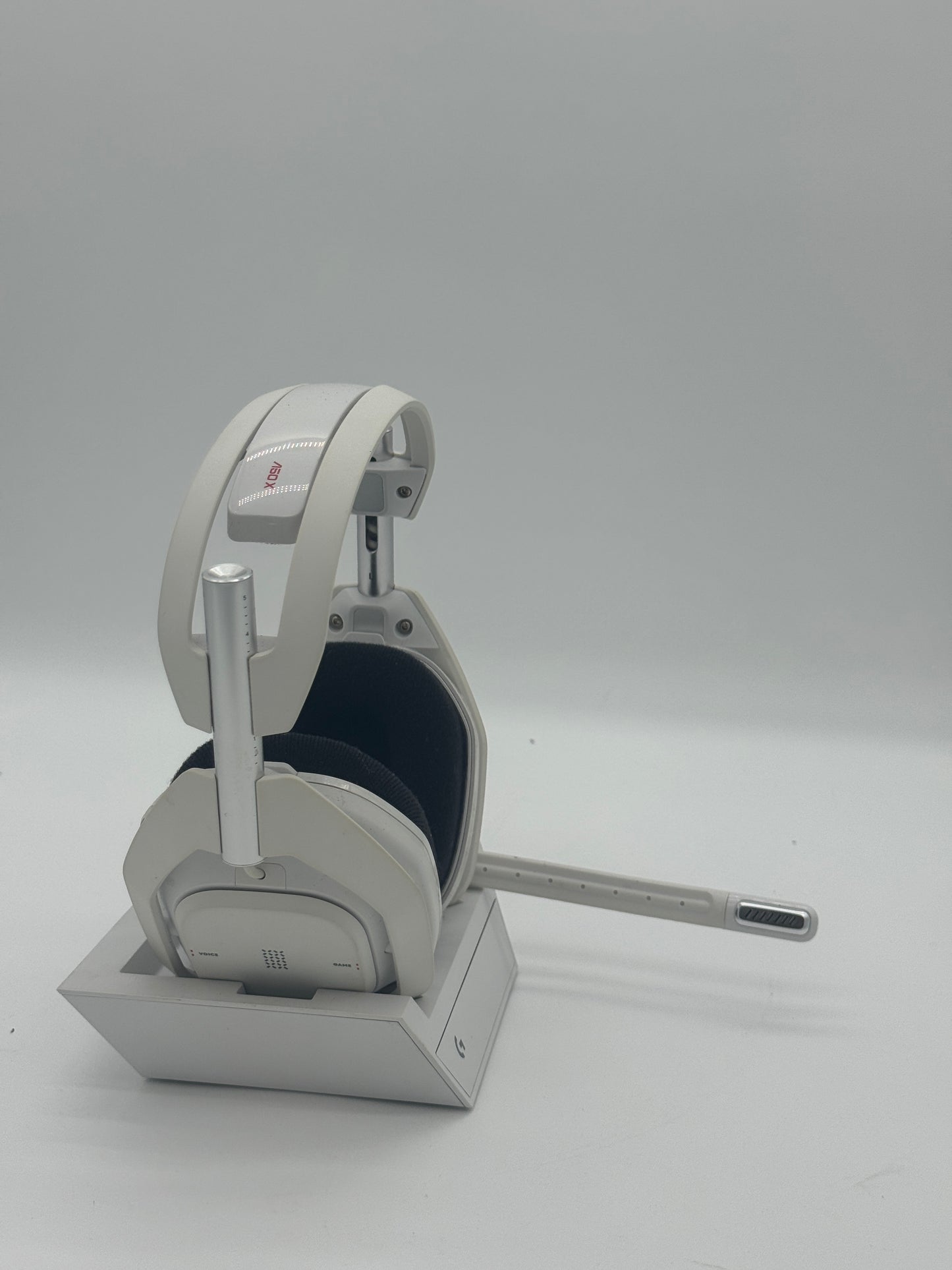 Astro A50X Wireless Headphones with Base - Used - White - Free Shipping