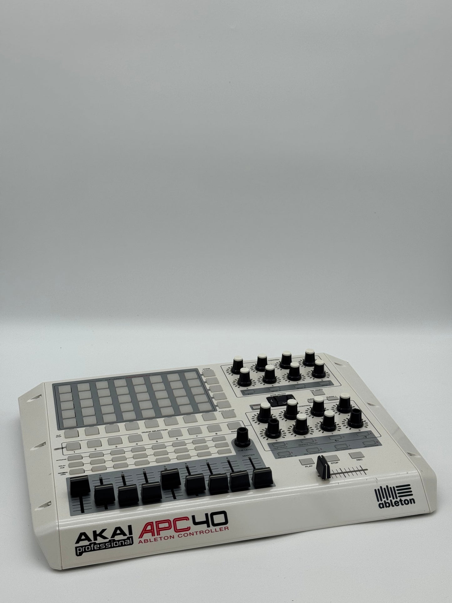 Akai Professional APC 40 Special Edition DJ Mixer - White - Used