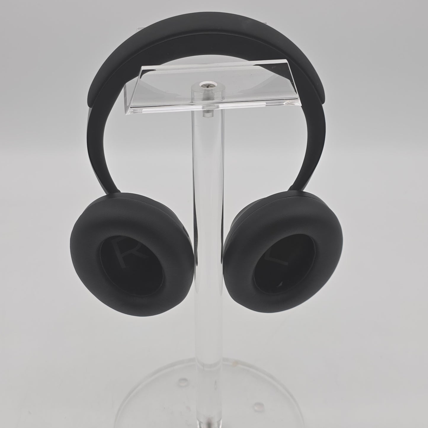 Bose Noise Cancelling Headphones 700 Black Wireless Over-Ear NC700 w/ Case Used