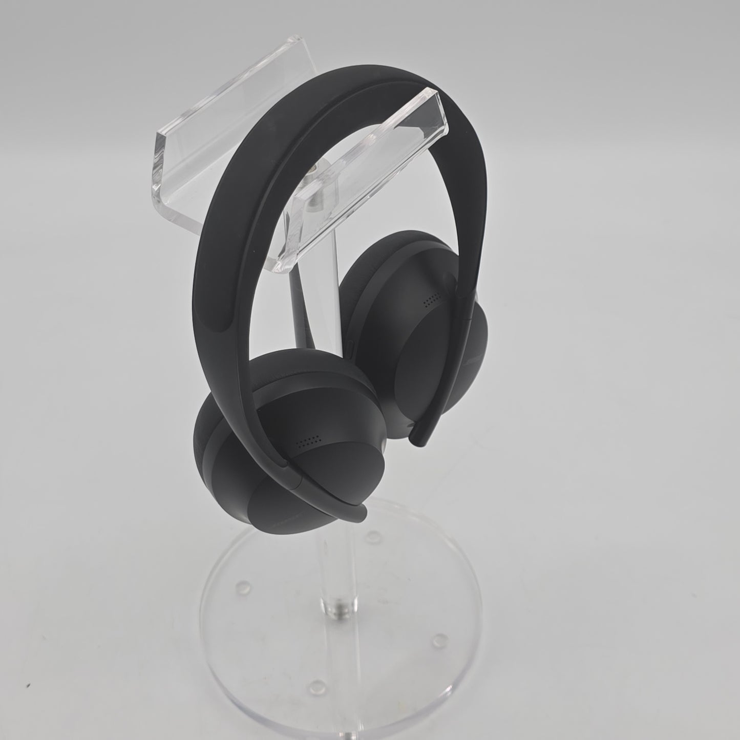 Bose Noise Cancelling Headphones 700 Black Wireless Over-Ear NC700 w/ Case Used