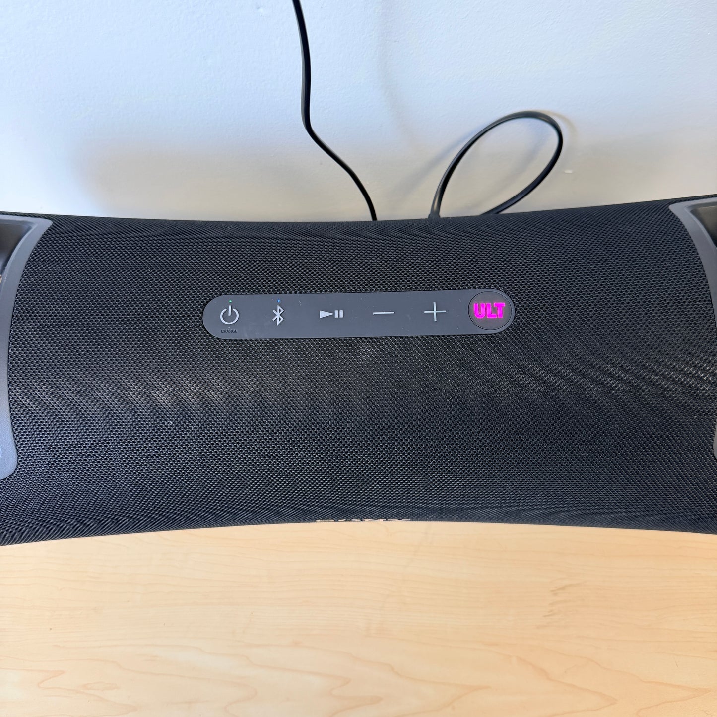 Sony ULT Field 7 Wireless Bluetooth Party Speaker SRS-ULT70 Black - TESTED LOUD