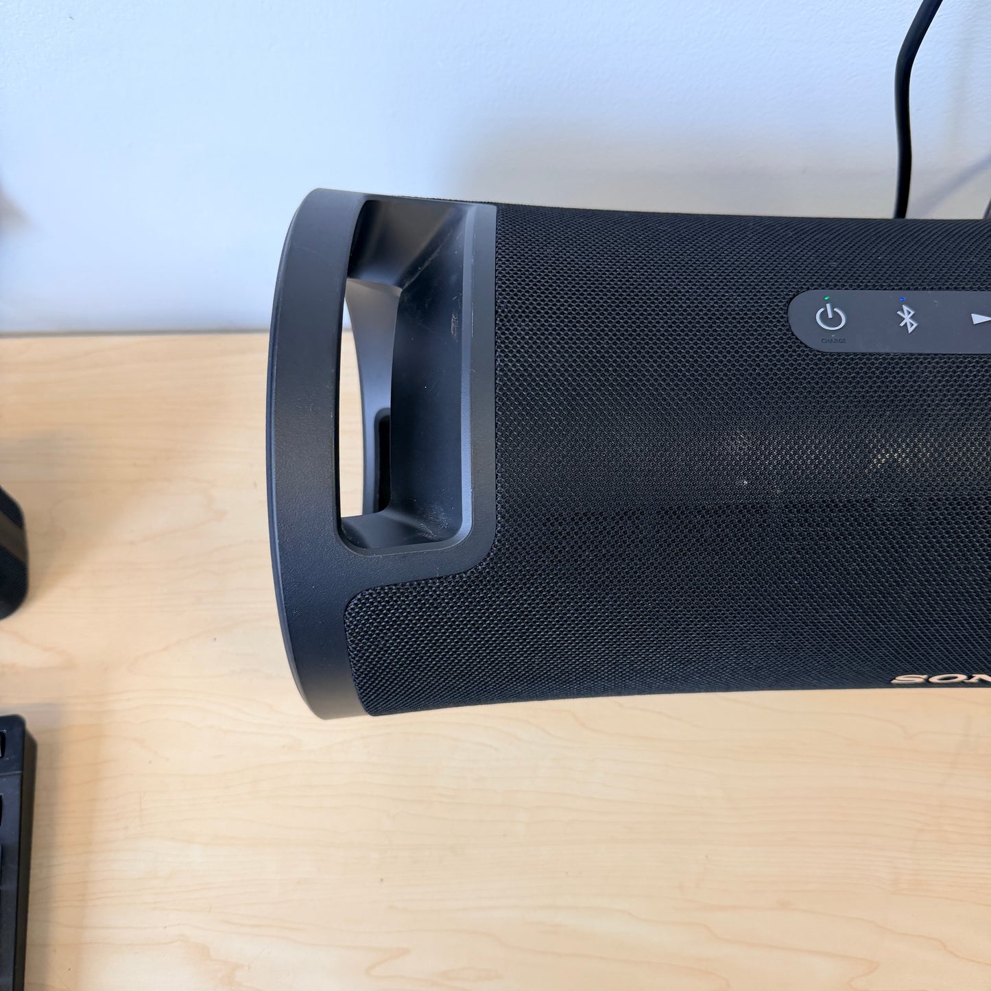 Sony ULT Field 7 Wireless Bluetooth Party Speaker SRS-ULT70 Black - TESTED LOUD