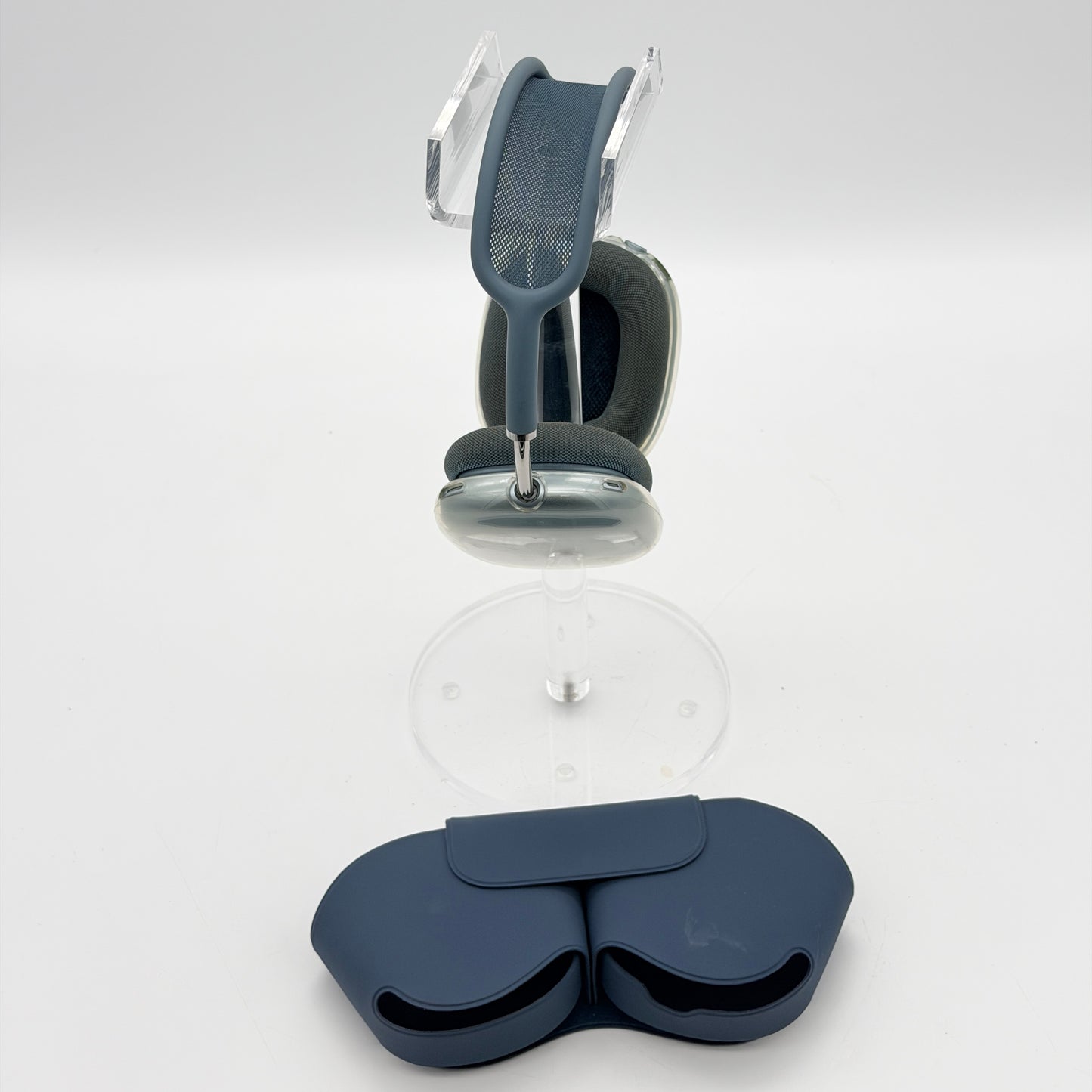 Apple AirPods Max USB-C Blue A3184 MWW63AM/A Very Good