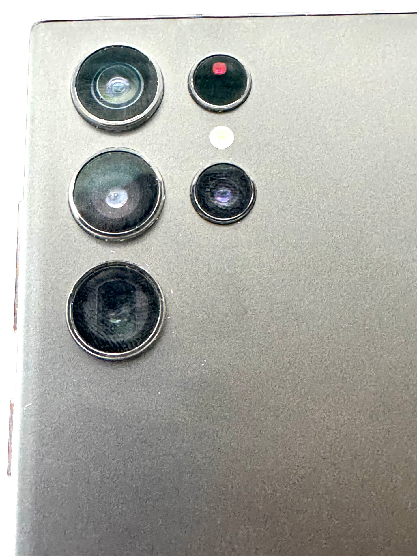 Samsung Galaxy S22 Ultra 128GB Verizon - ** Broken **