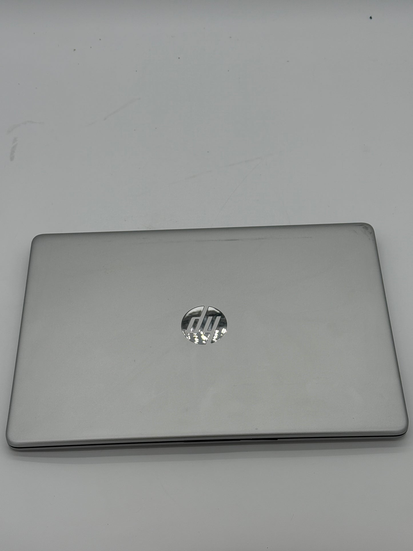 HP Laptop 15dy5073dx - 512GB SSD, Intel Core i7, 16GB RAM, Gray
