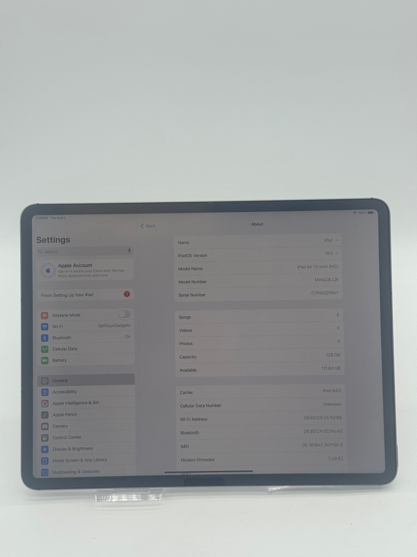 Apple iPad Air 13'' M2 (A2899) - Gray - 128GB - Unlocked - Used - Excellent