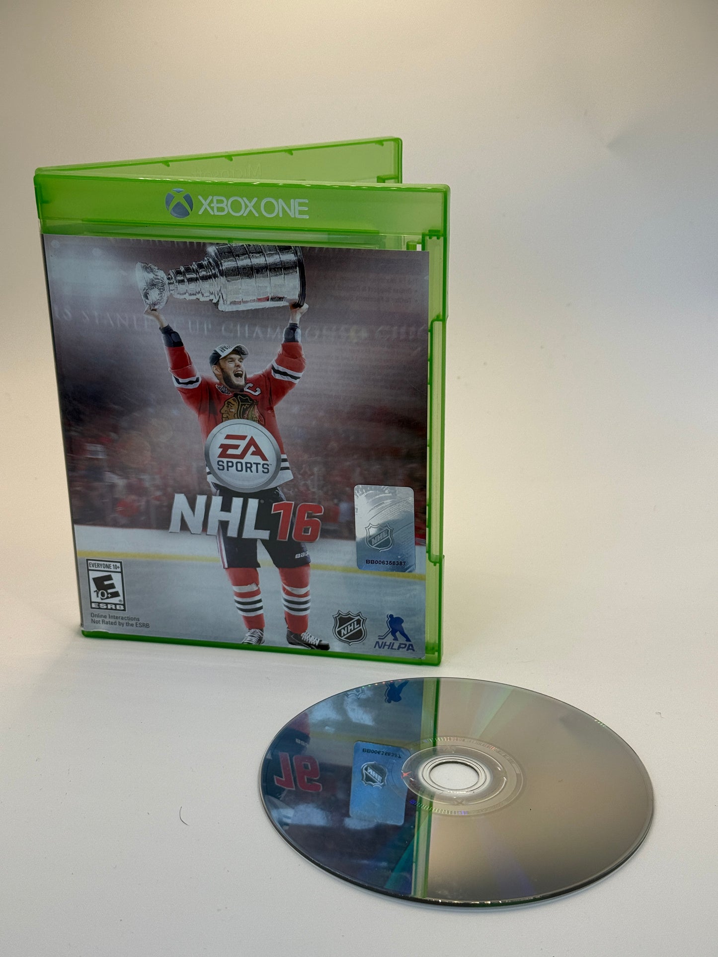 NHL 16 Video Game for Xbox One - Used with Box