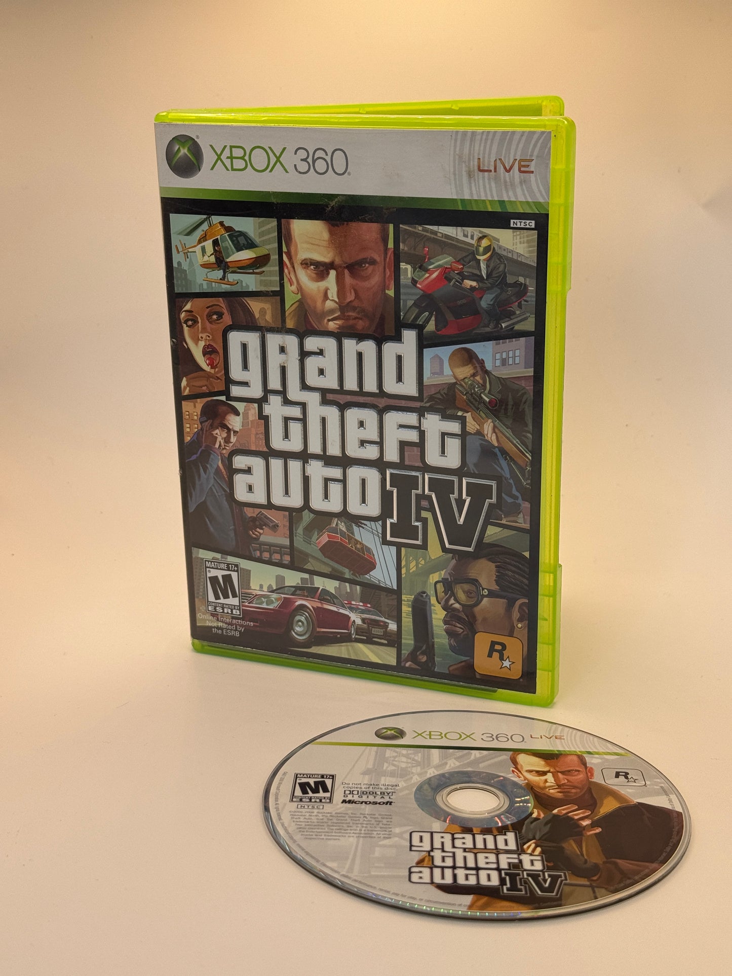 Grand Theft Auto IV - Xbox 360 - Used with Box