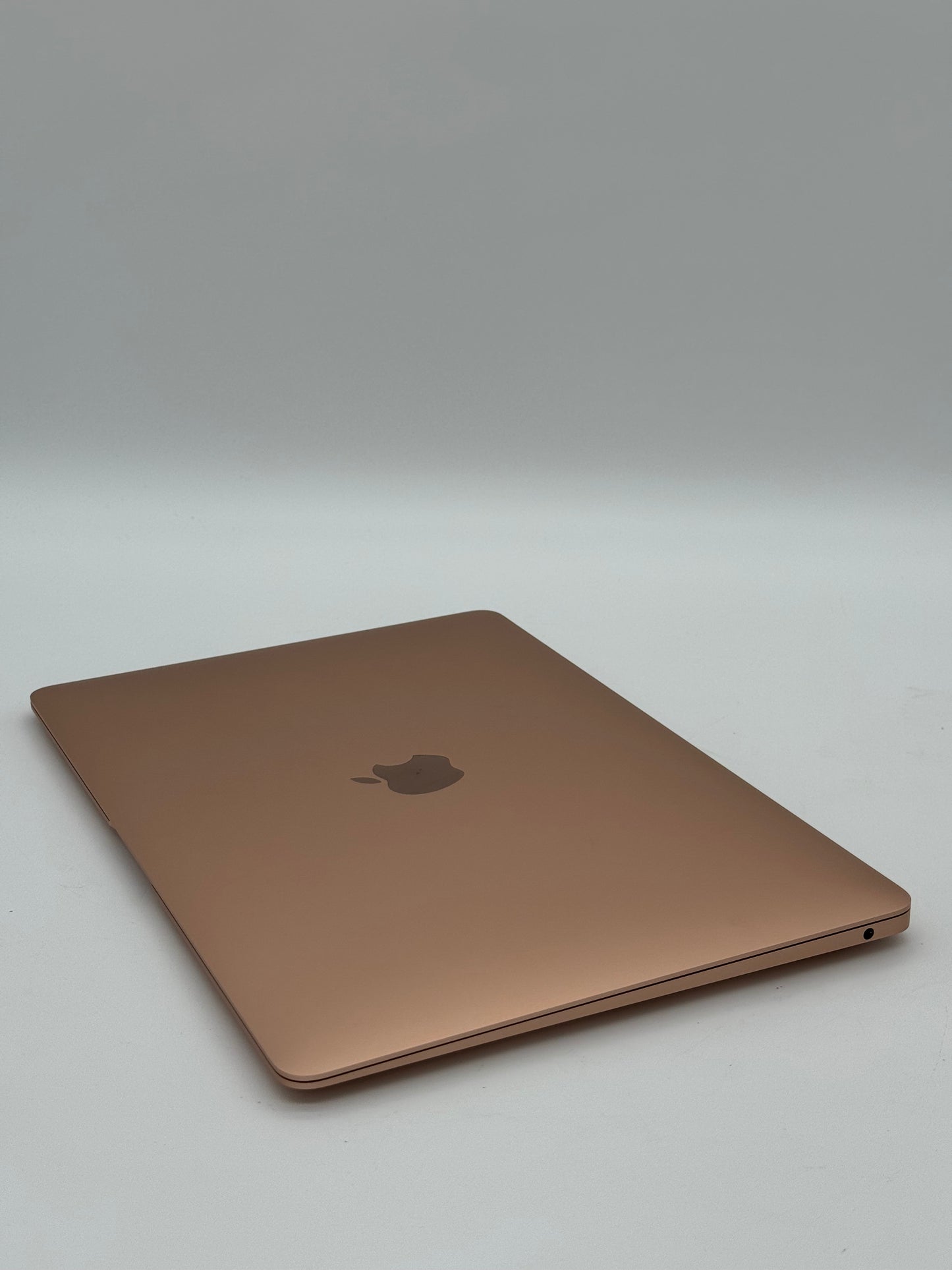 Apple MacBook Air M1 (A2337, 2020) - Rose Gold - 256GB SSD - Low Cycle Count