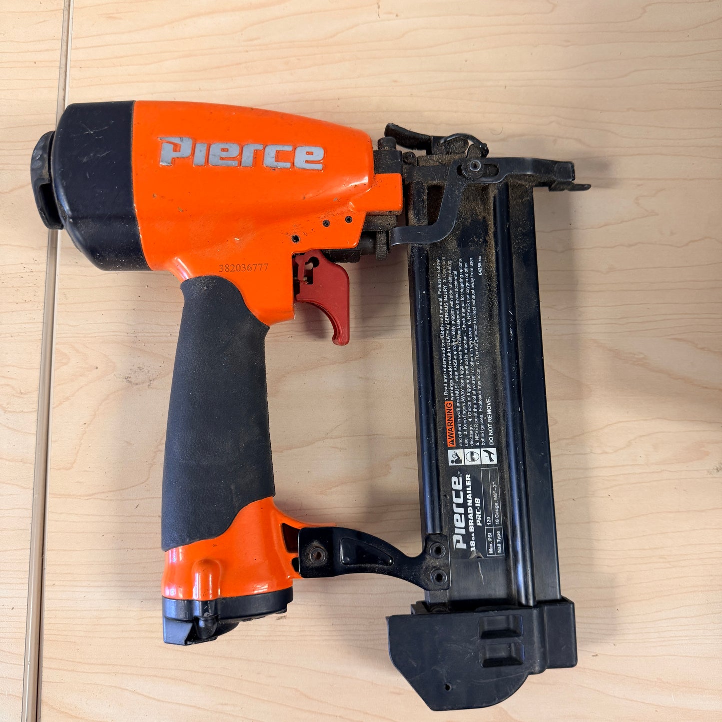 Pierce 18 Gauge Pneumatic Brad Nailer Air Finish Nail Gun 5/8" to 2" PT18 - TESTED
