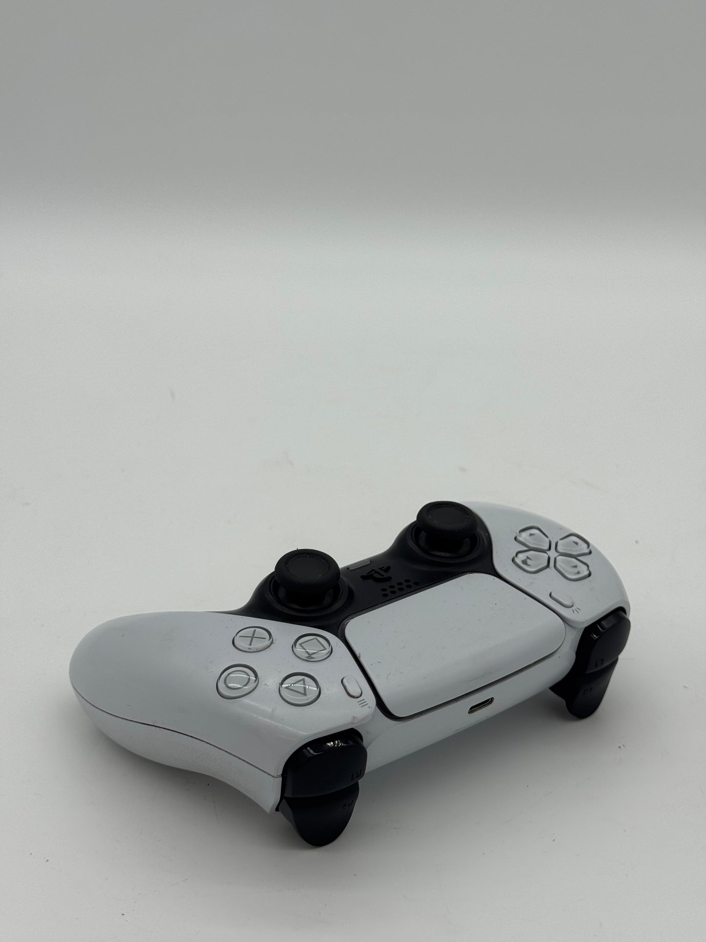 Used Sony PlayStation 5 DualSense Wireless Controller - White