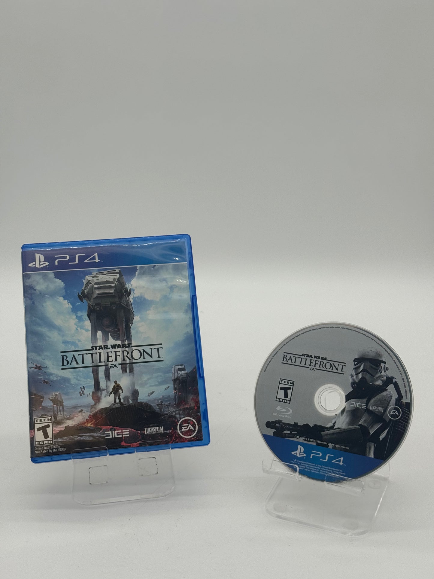 PlayStation 4 Star Wars Battlefront [PlayStation Hits] - Light Scratches, Includes Box