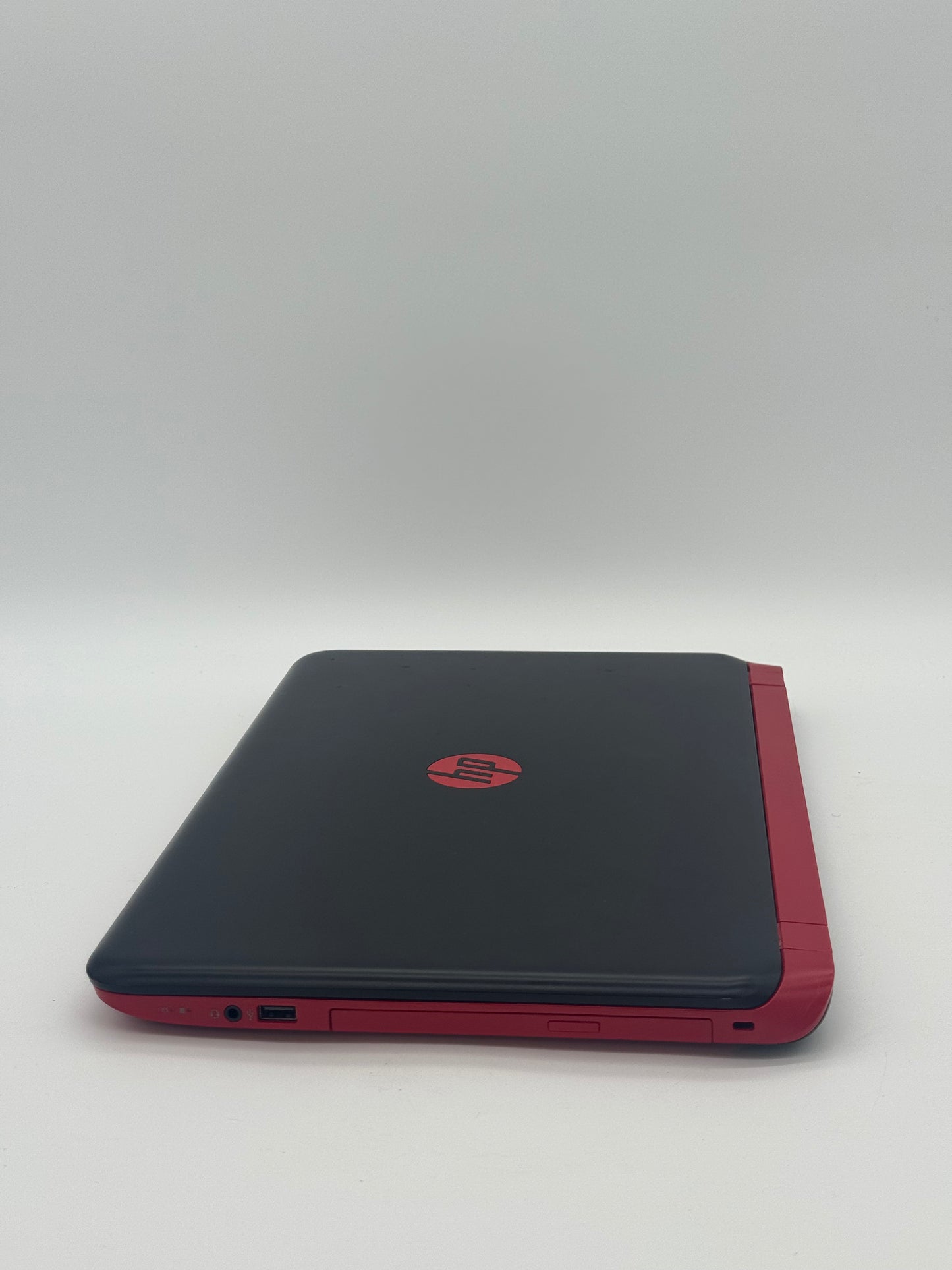 HP Beats Edition Laptop - Core i5, 8GB RAM, 512GB SSD - Gray - BROKEN NO CHARGER