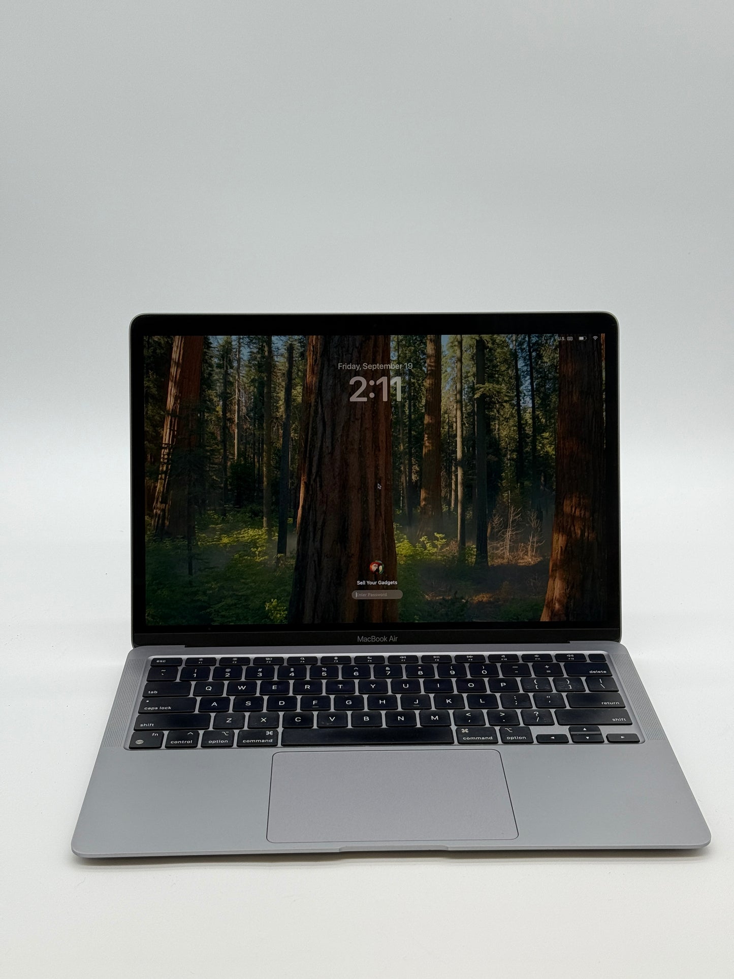 Apple MacBook Air 13” 2020 A2337 M1 Chip 8GB RAM 256GB SSD Space Gray - Good