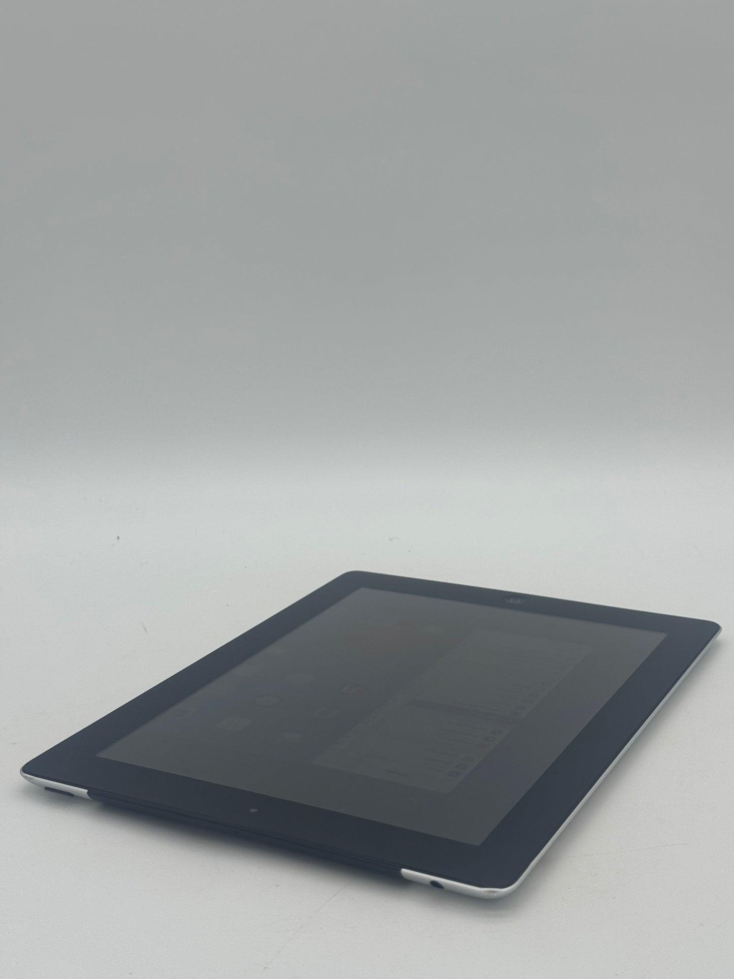 Apple iPad 2 A1397 (2011) - 64GB Gray - Used - A - WiFi