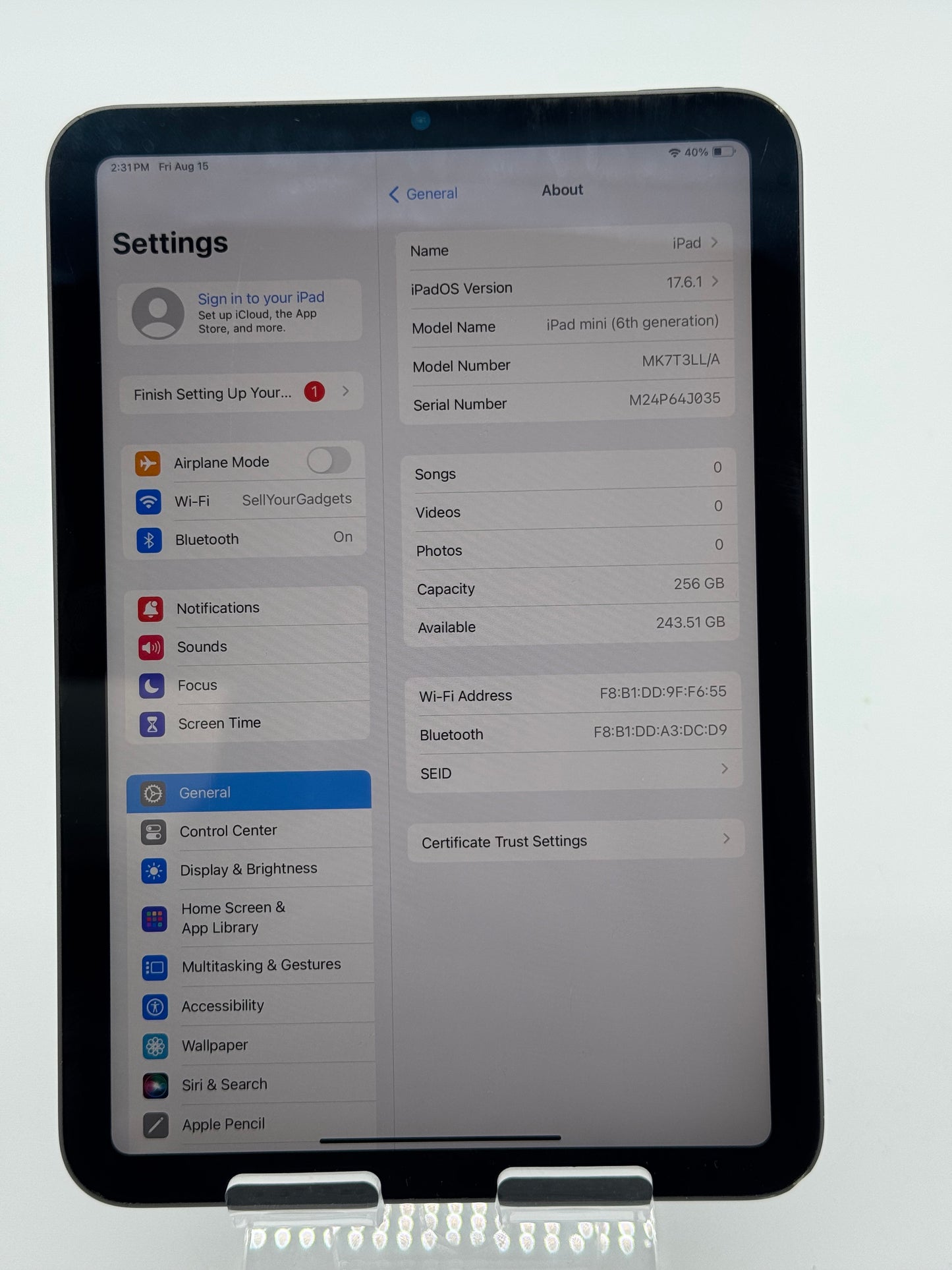 Apple iPad Mini (6th Gen) A2567 - 256GB - Space Gray -