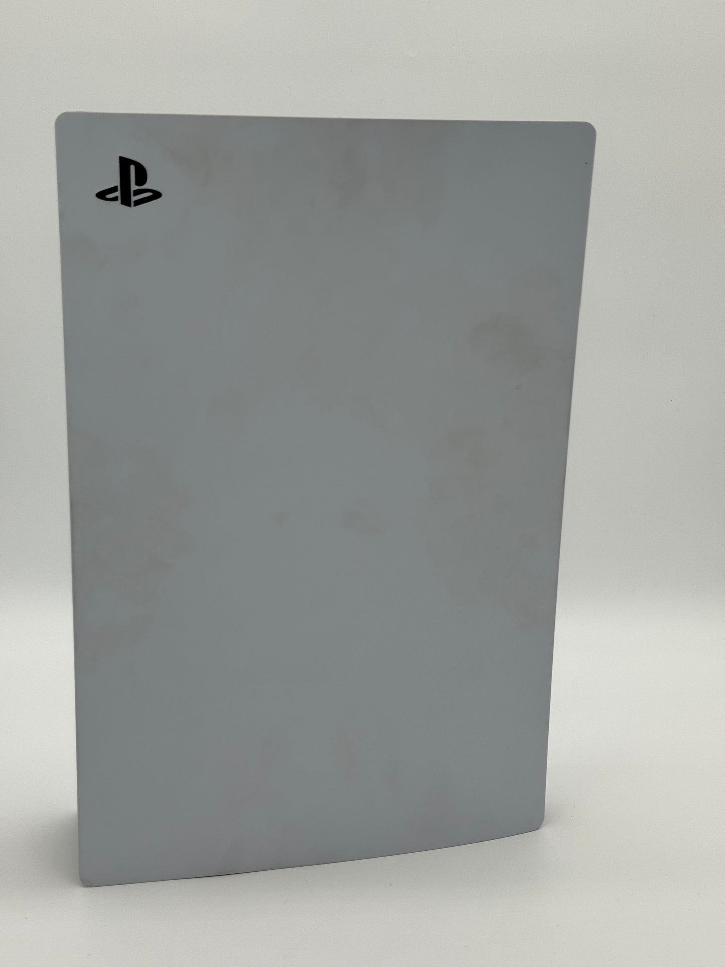 Sony PlayStation 5 (CFI-1215A) – 825GB White – Used Video Game System
