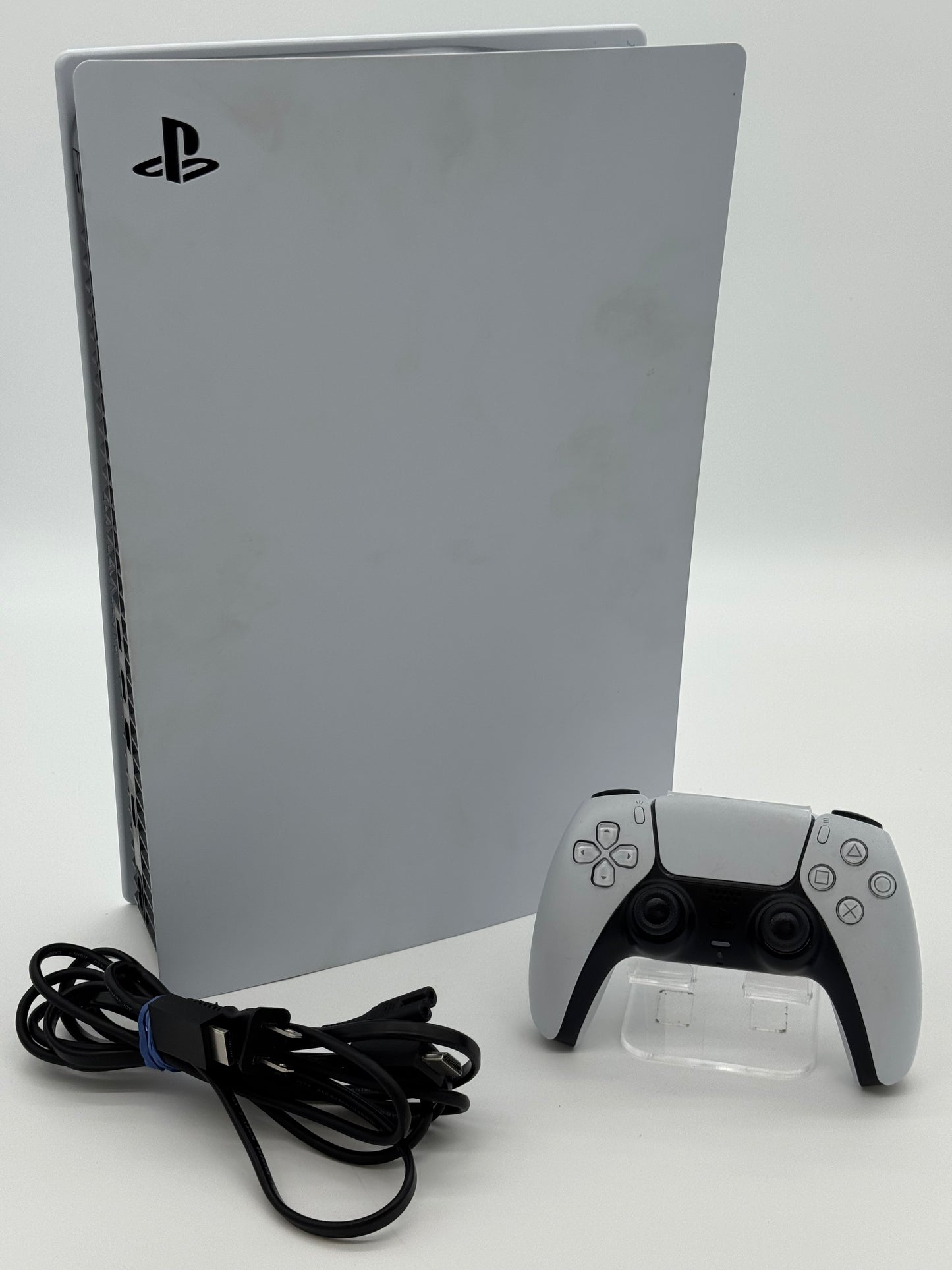 Sony PlayStation 5 (CFI-1215A) – 825GB White – Used Video Game System