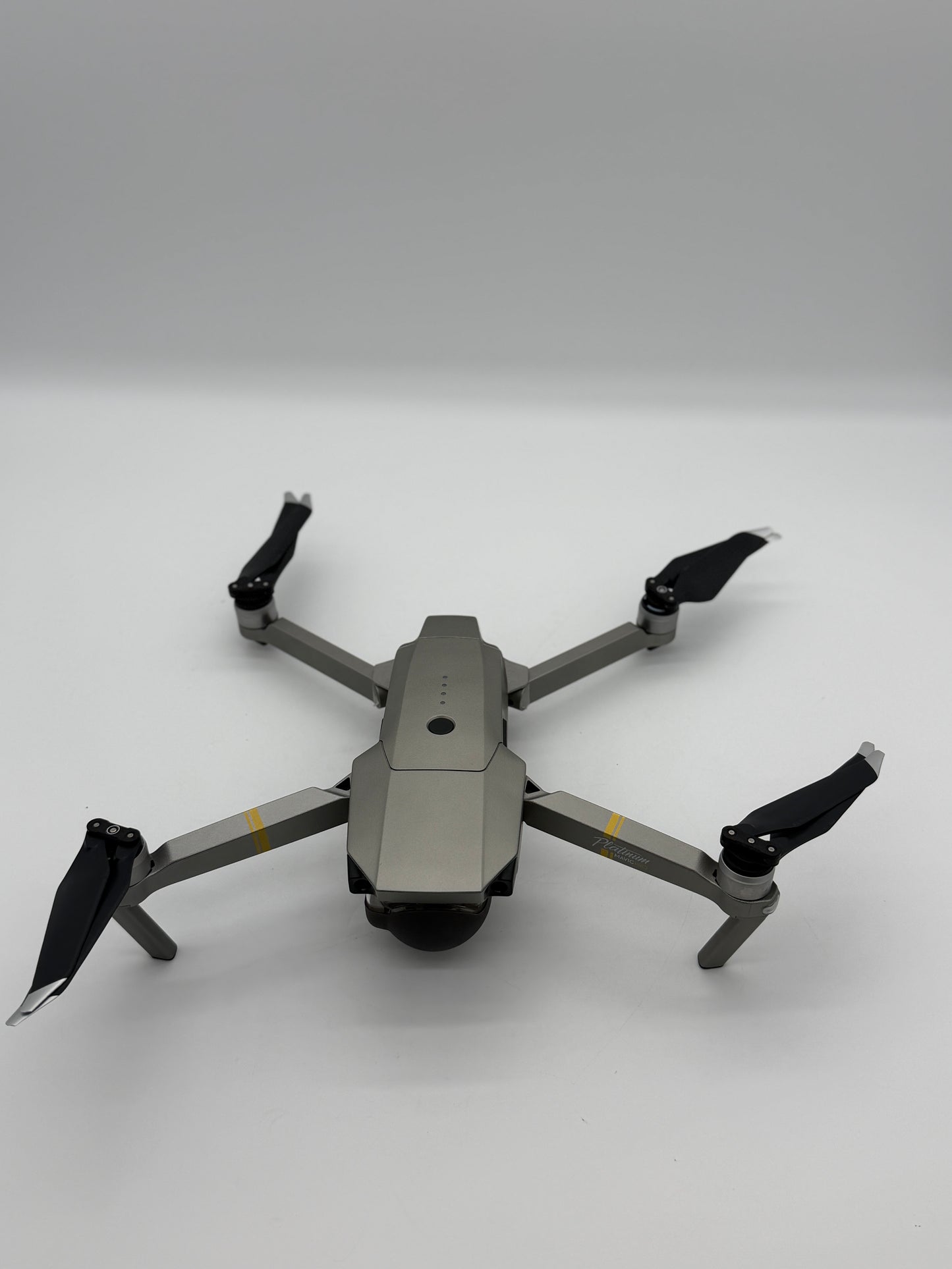 DJI Mavic Pro Platinum Gray Drone with Carry Case and 1 Good Battery