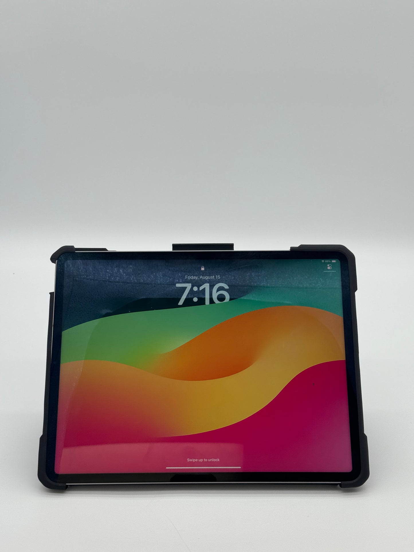 Apple iPad Pro (6th Gen, 12.9-inch) A2764 - Gray, 128GB, Used