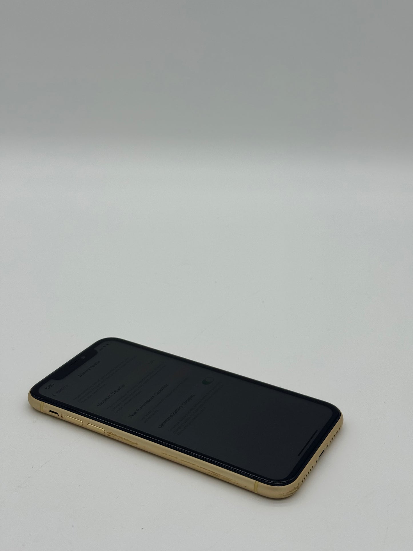 Used Apple iPhone XR - 64GB - Yellow - Unlocked - Excellent Condition